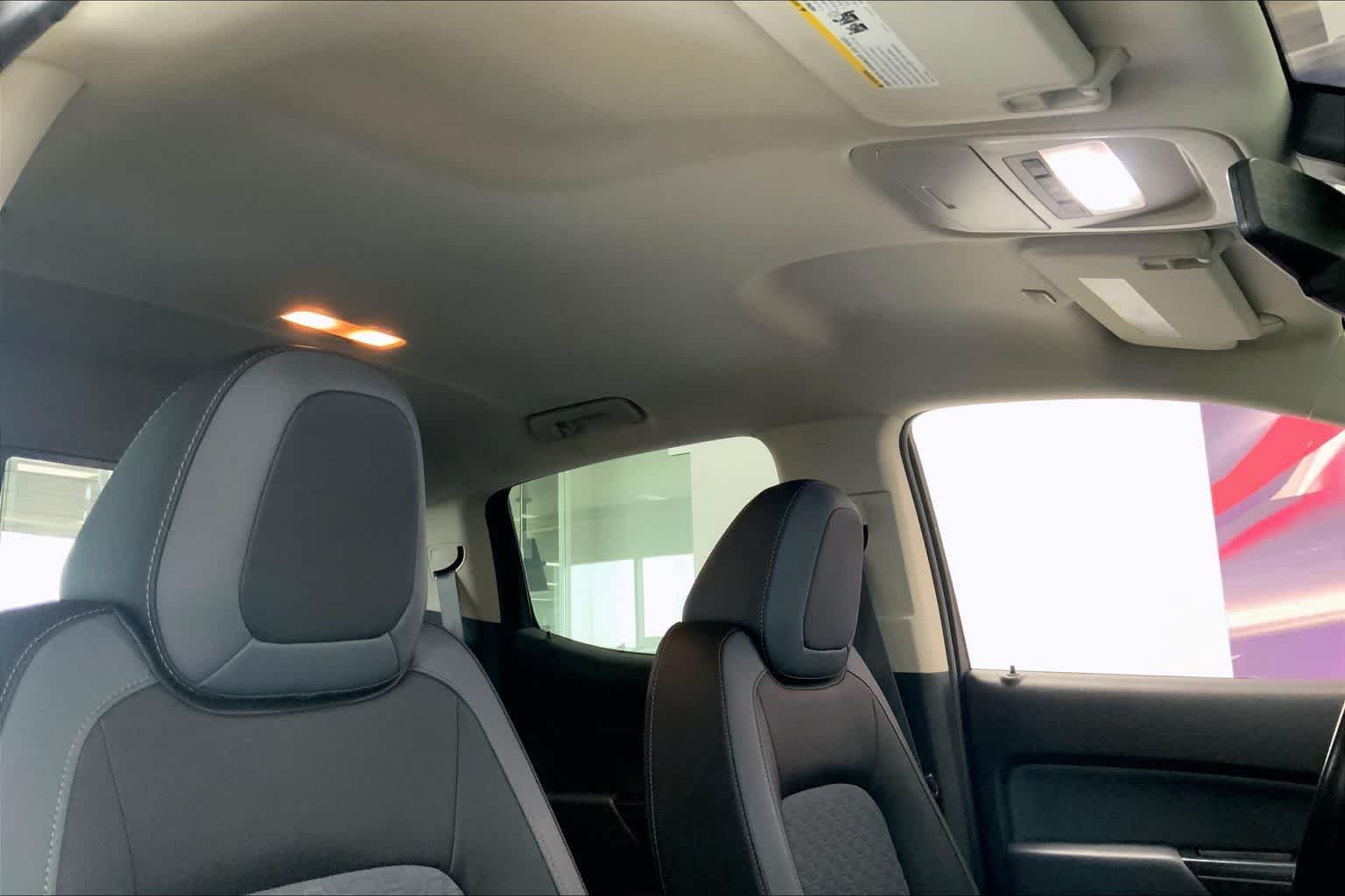 Thumbnail: 2017 Chevrolet Colorado - 26