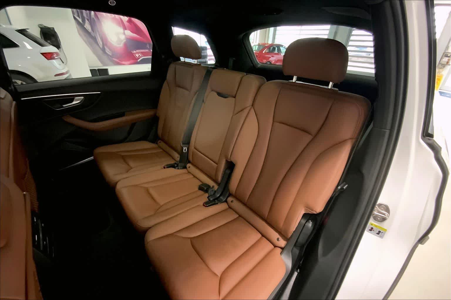 Thumbnail: 2023 Audi Q7 - 26