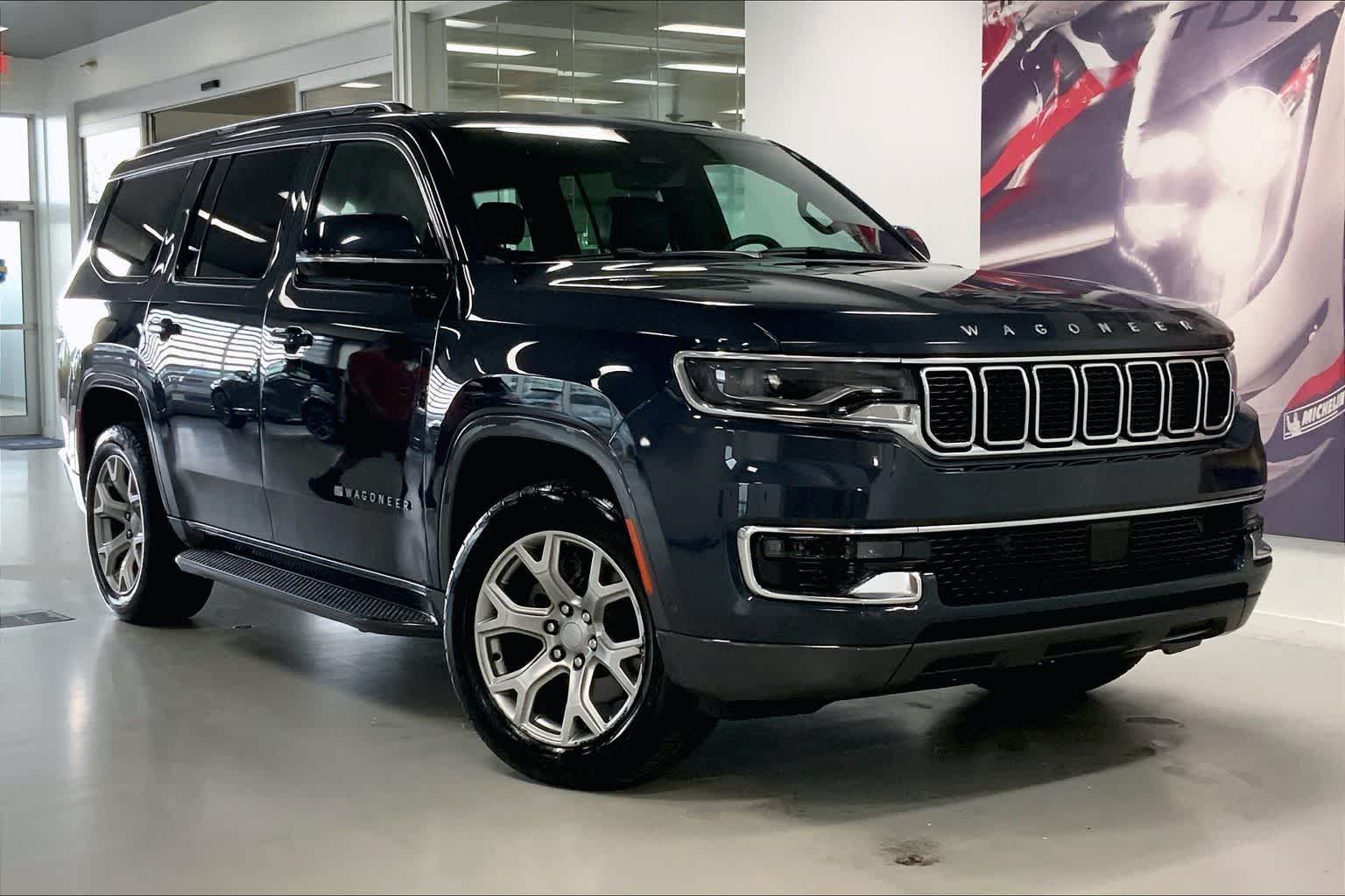 Thumbnail: 2022 Jeep Wagoneer - 19