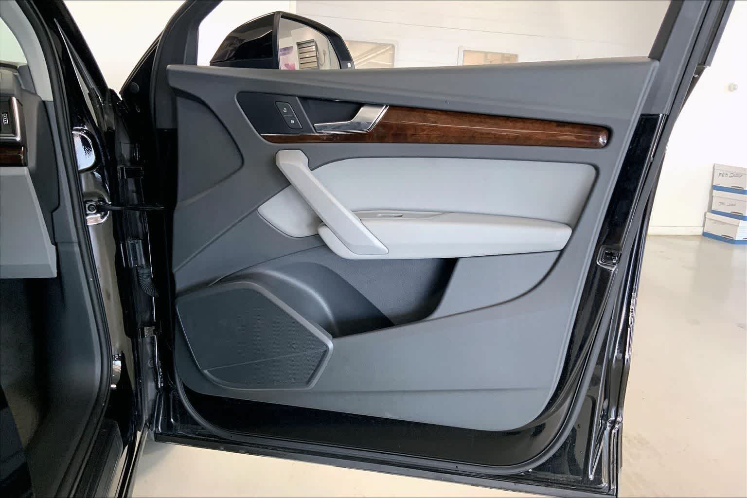Thumbnail: 2019 Audi Q5 - 25