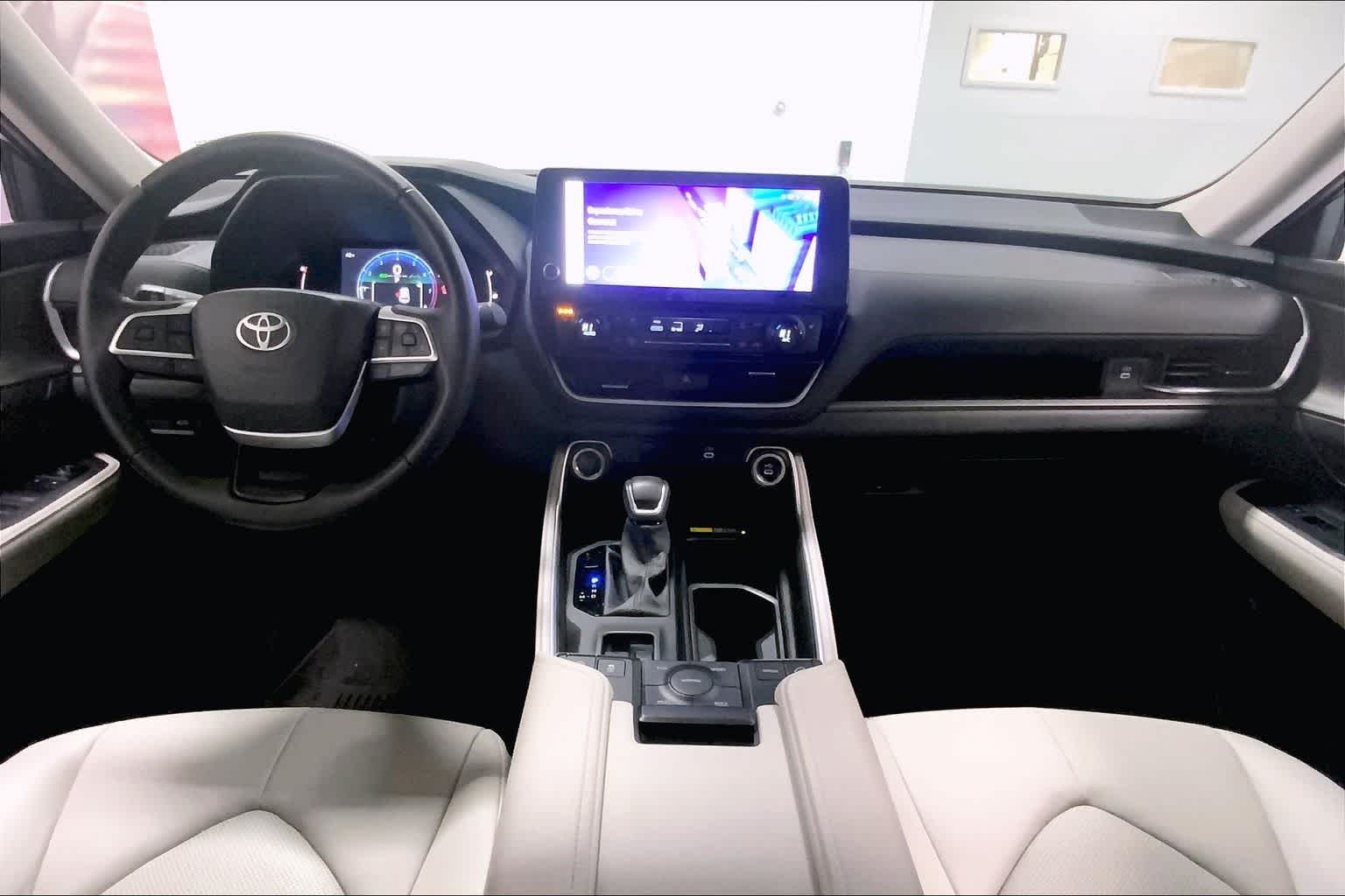 Thumbnail: 2025 Toyota Grand Highlander - 8
