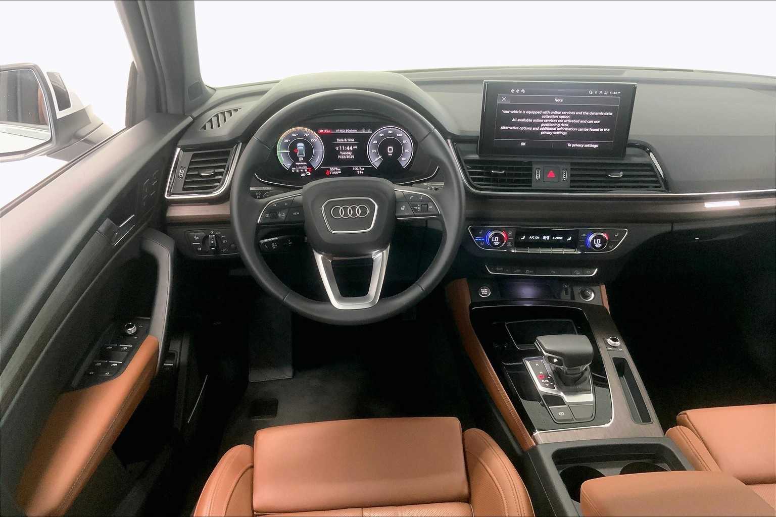 Thumbnail: 2025 Audi Q5 - 9