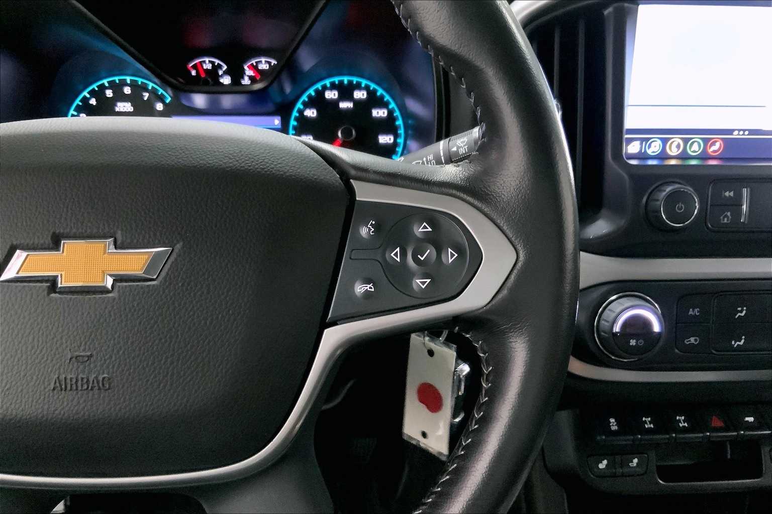 Thumbnail: 2022 Chevrolet Colorado - 23