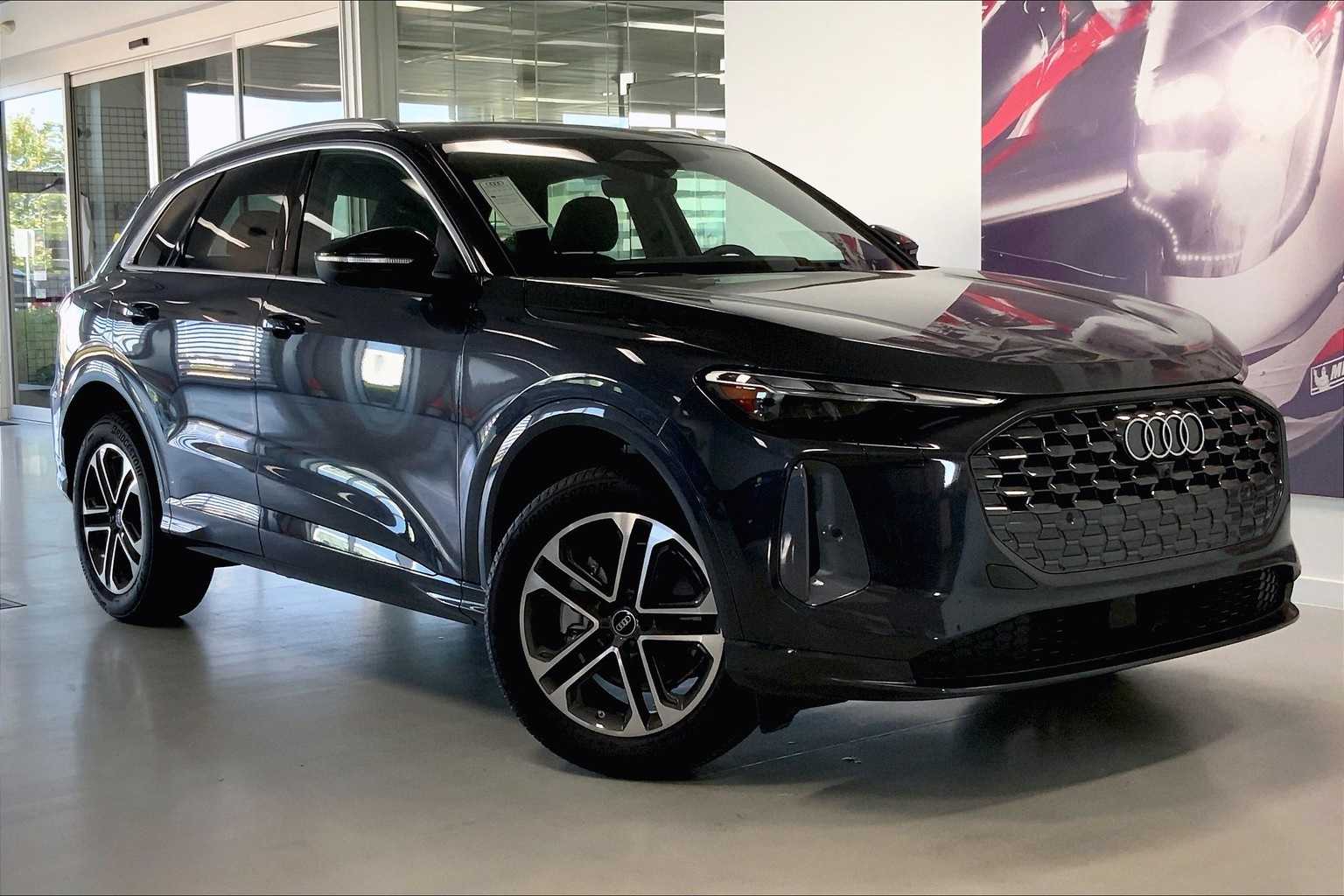 Thumbnail: 2025 Audi Q5 - 21