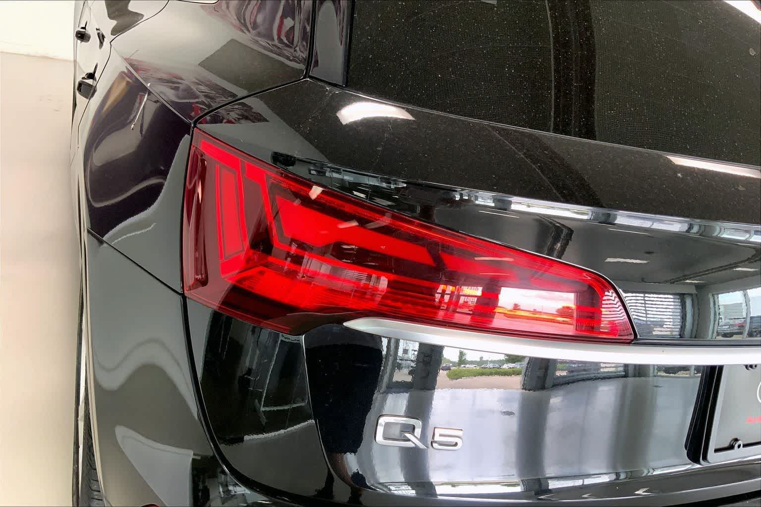 Thumbnail: 2022 Audi Q5 - 28