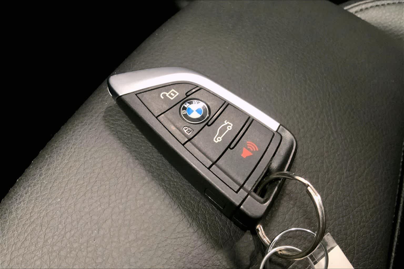 Thumbnail: 2022 BMW X1 - 16