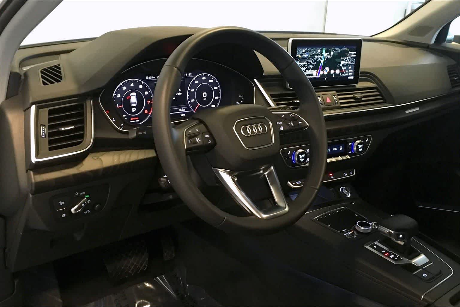 Thumbnail: 2019 Audi Q5 - 22