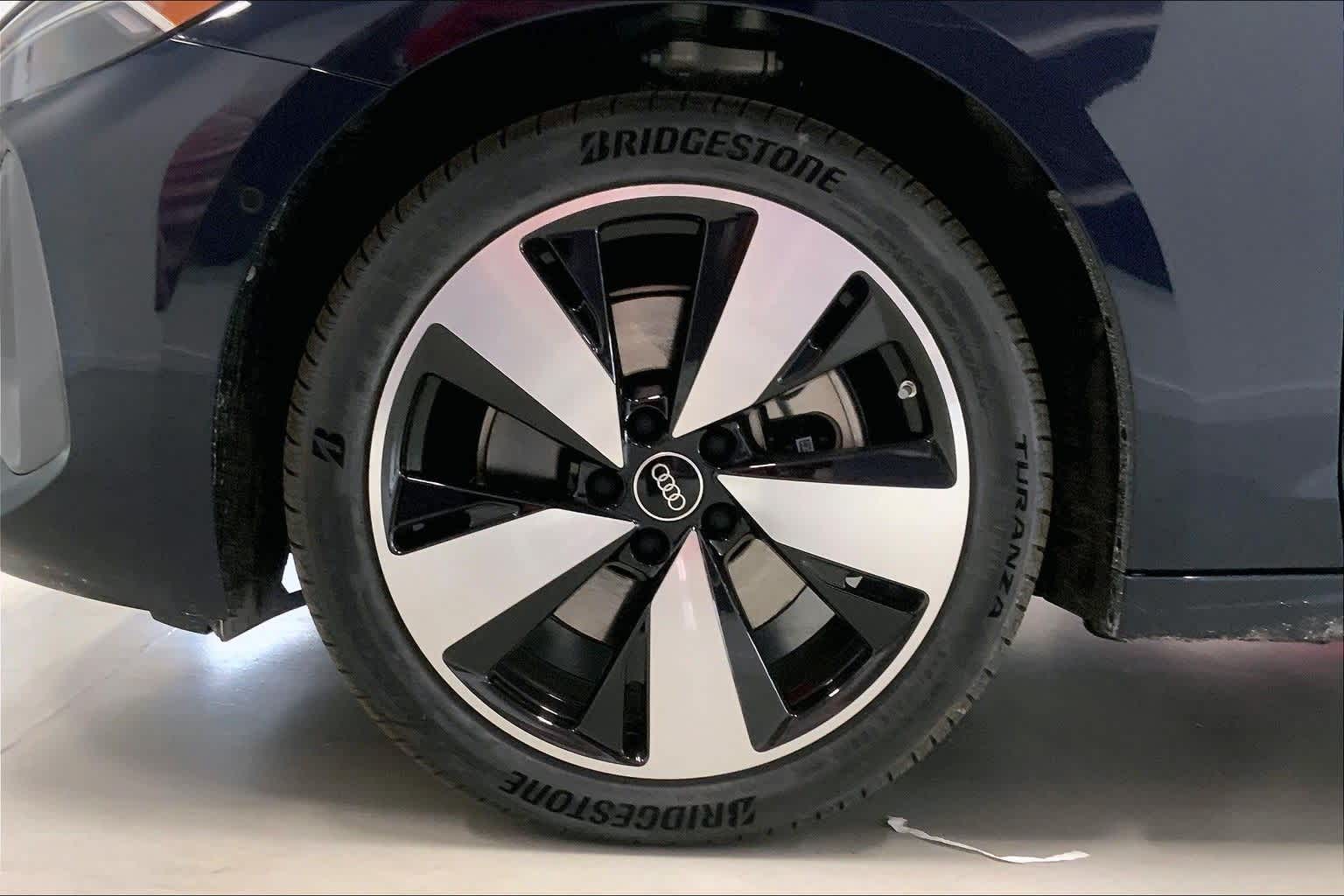 Thumbnail: 2025 Audi A5 - 8