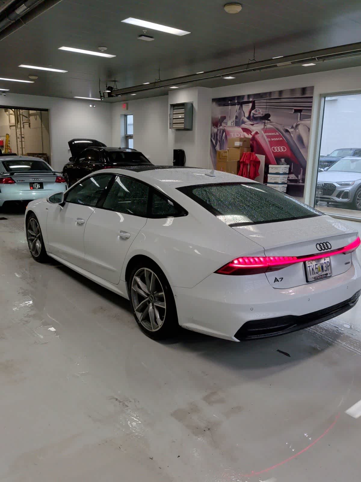 Thumbnail: 2023 Audi A7 - 4