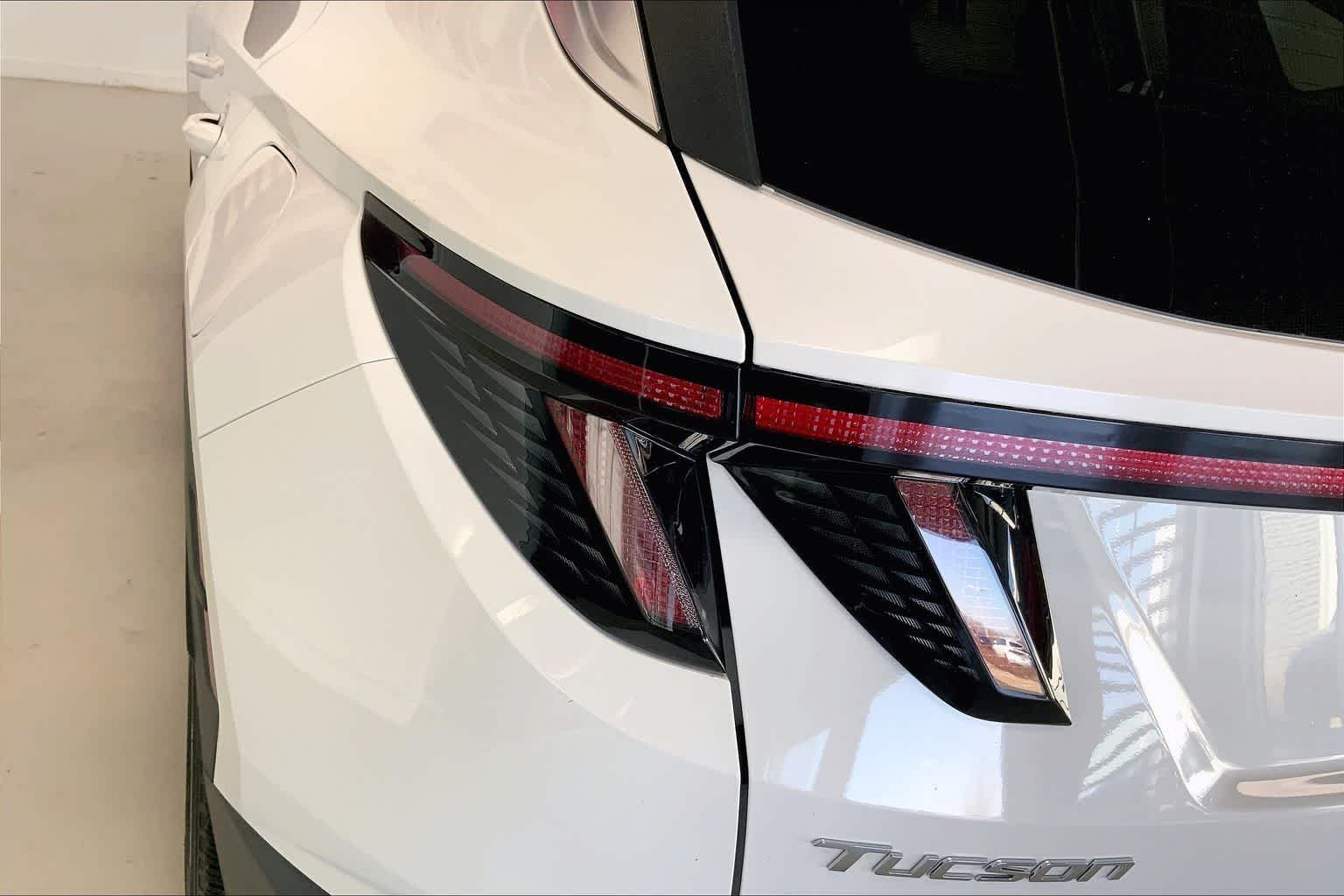 Thumbnail: 2023 Hyundai Tucson - 30