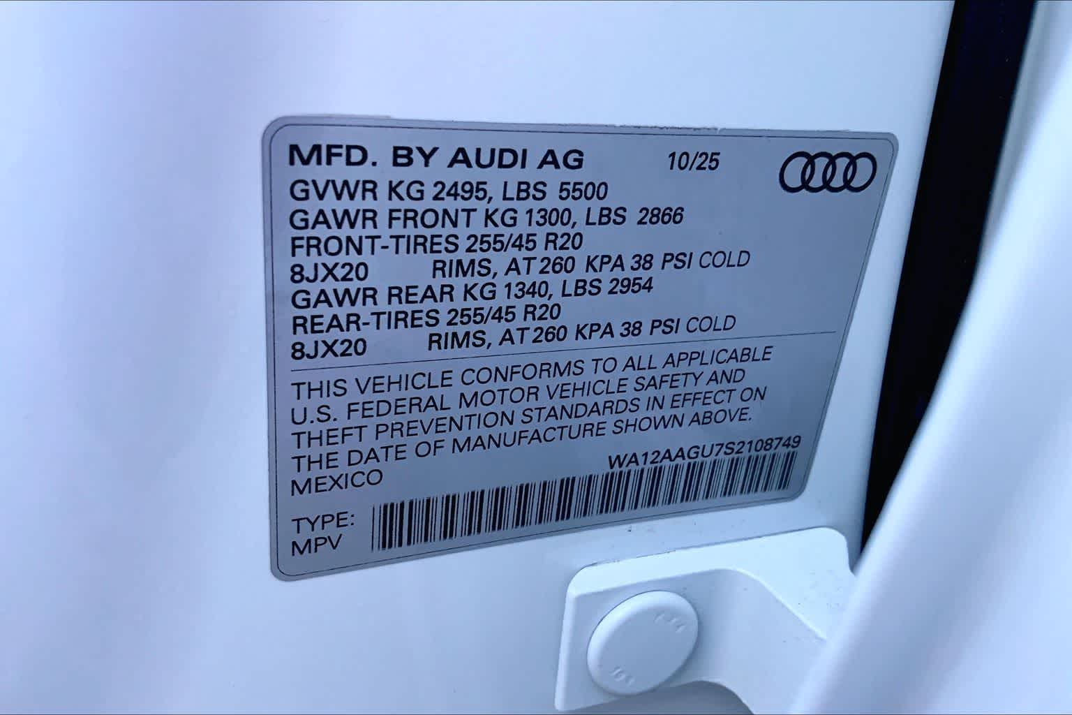 Thumbnail: 2025 Audi Q5 - 22