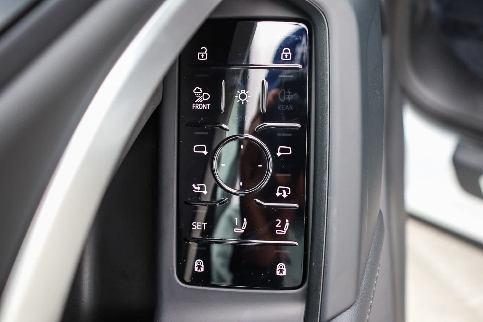 Thumbnail: 2025 Audi Q5 - 31