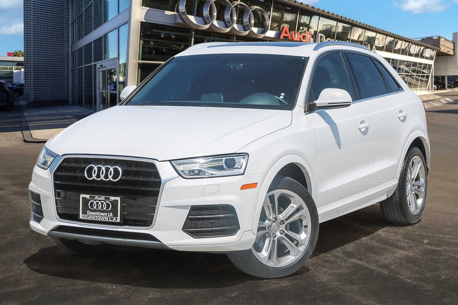 2017 Audi Q3 Premium Plus -
                  Los Angeles, CA