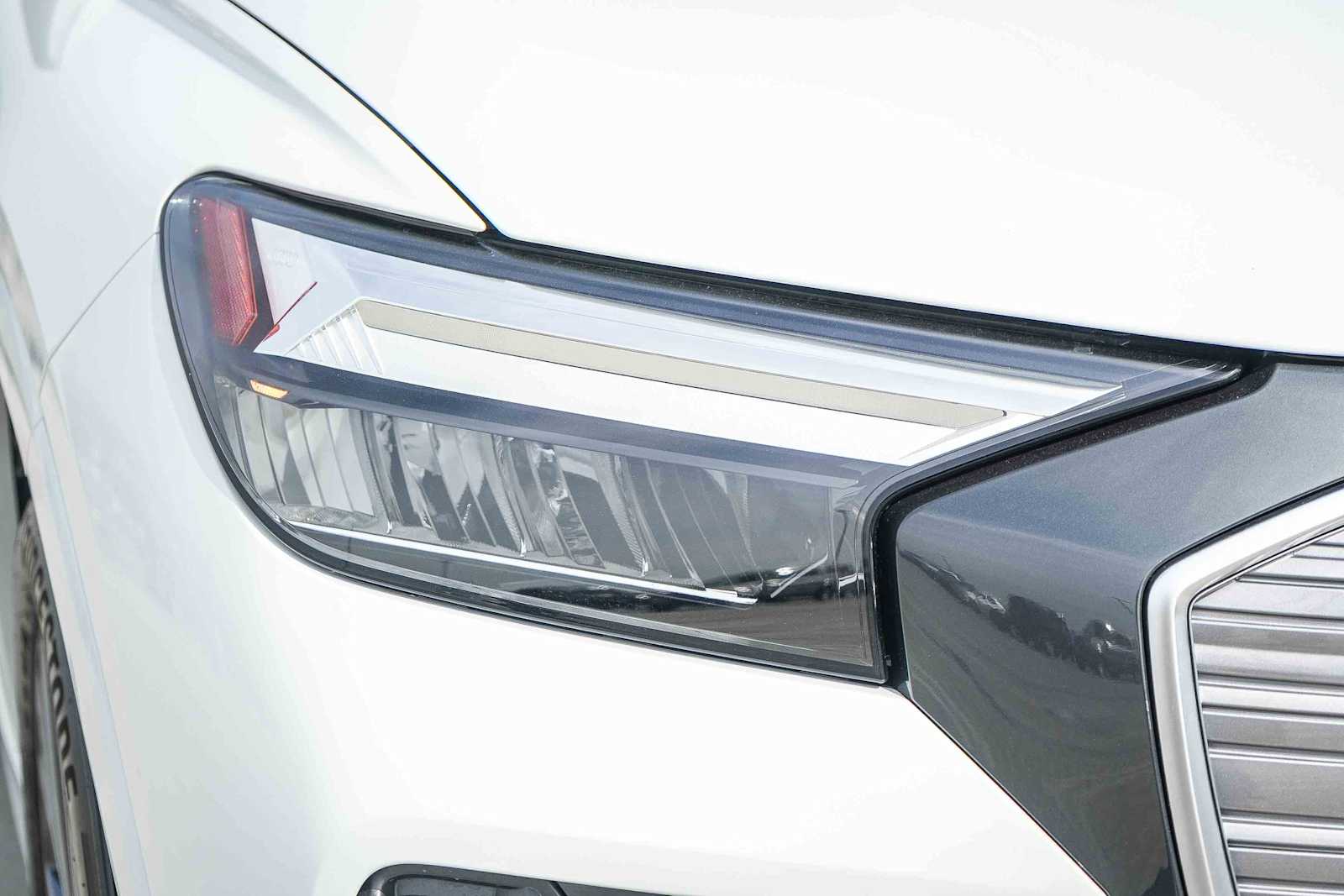 Thumbnail: 2023 Audi Q4 e-tron - 4