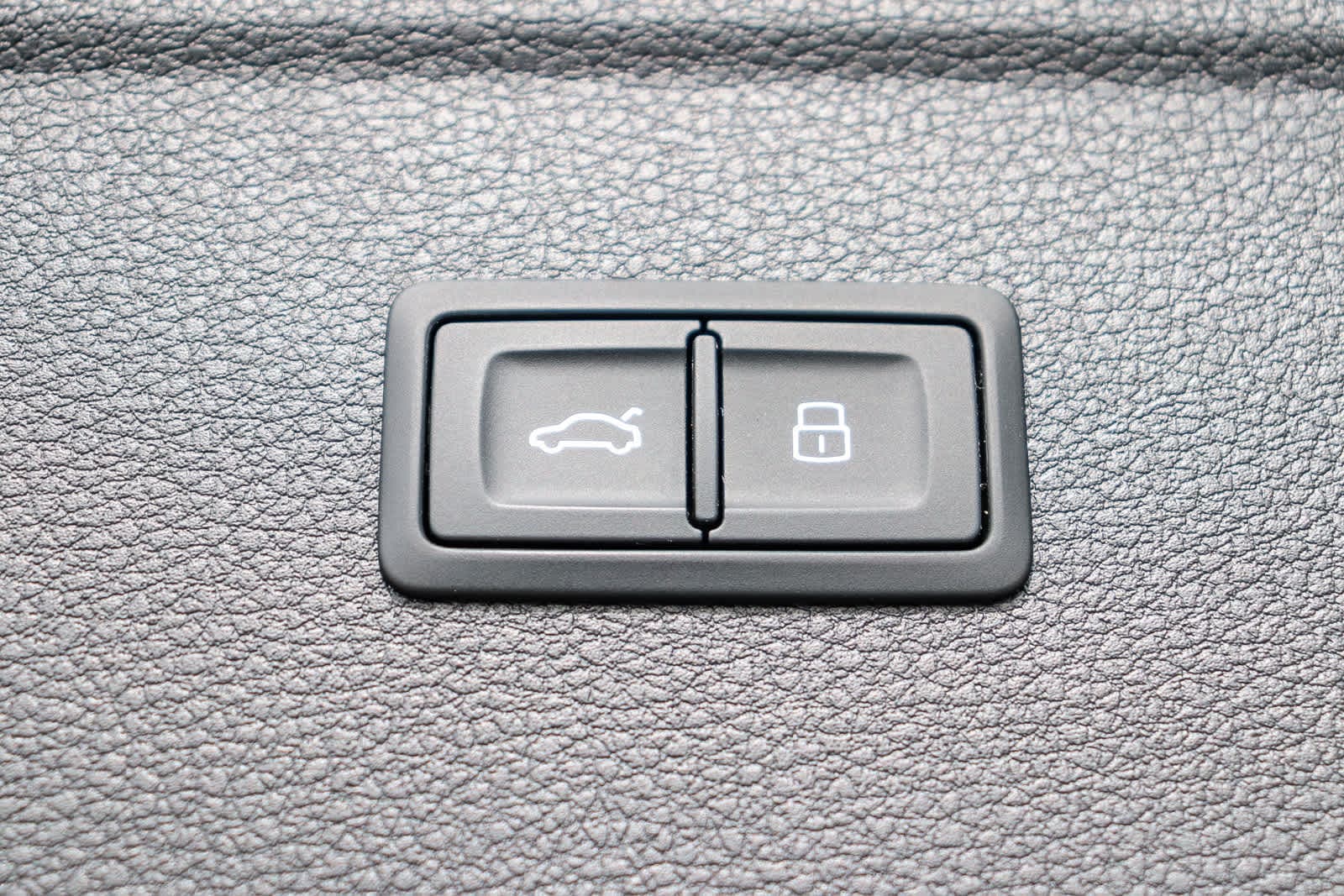 Thumbnail: 2023 Audi Q5 - 37