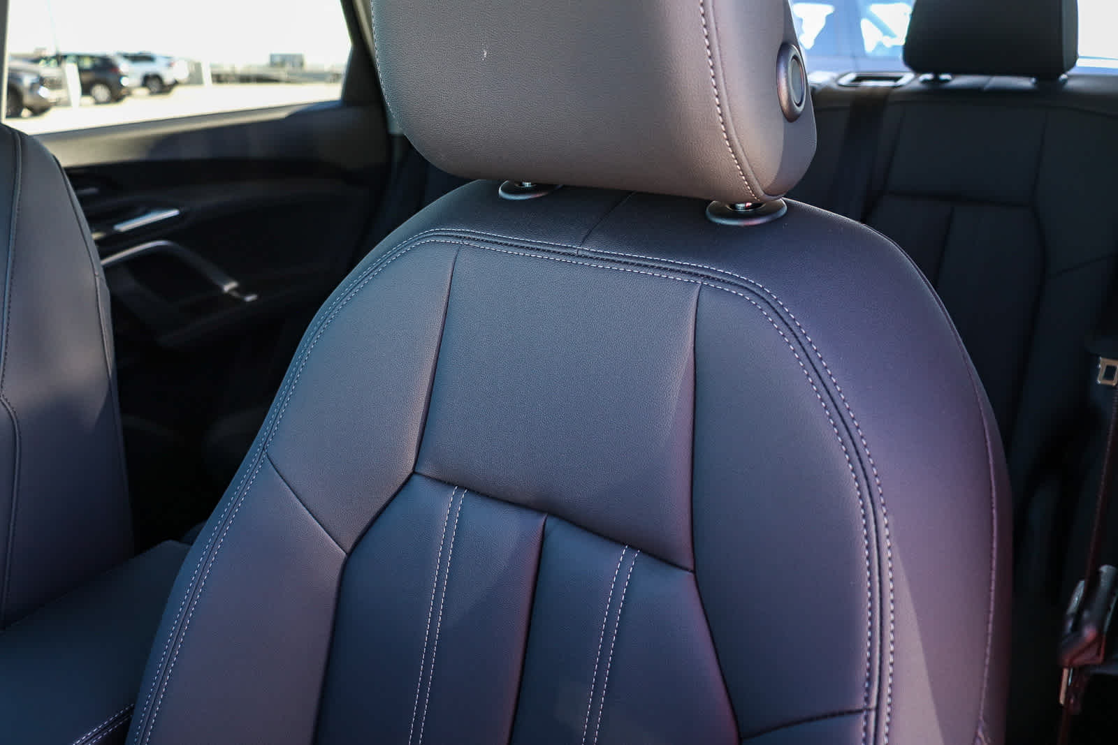 Thumbnail: 2025 Audi Q5 - 35