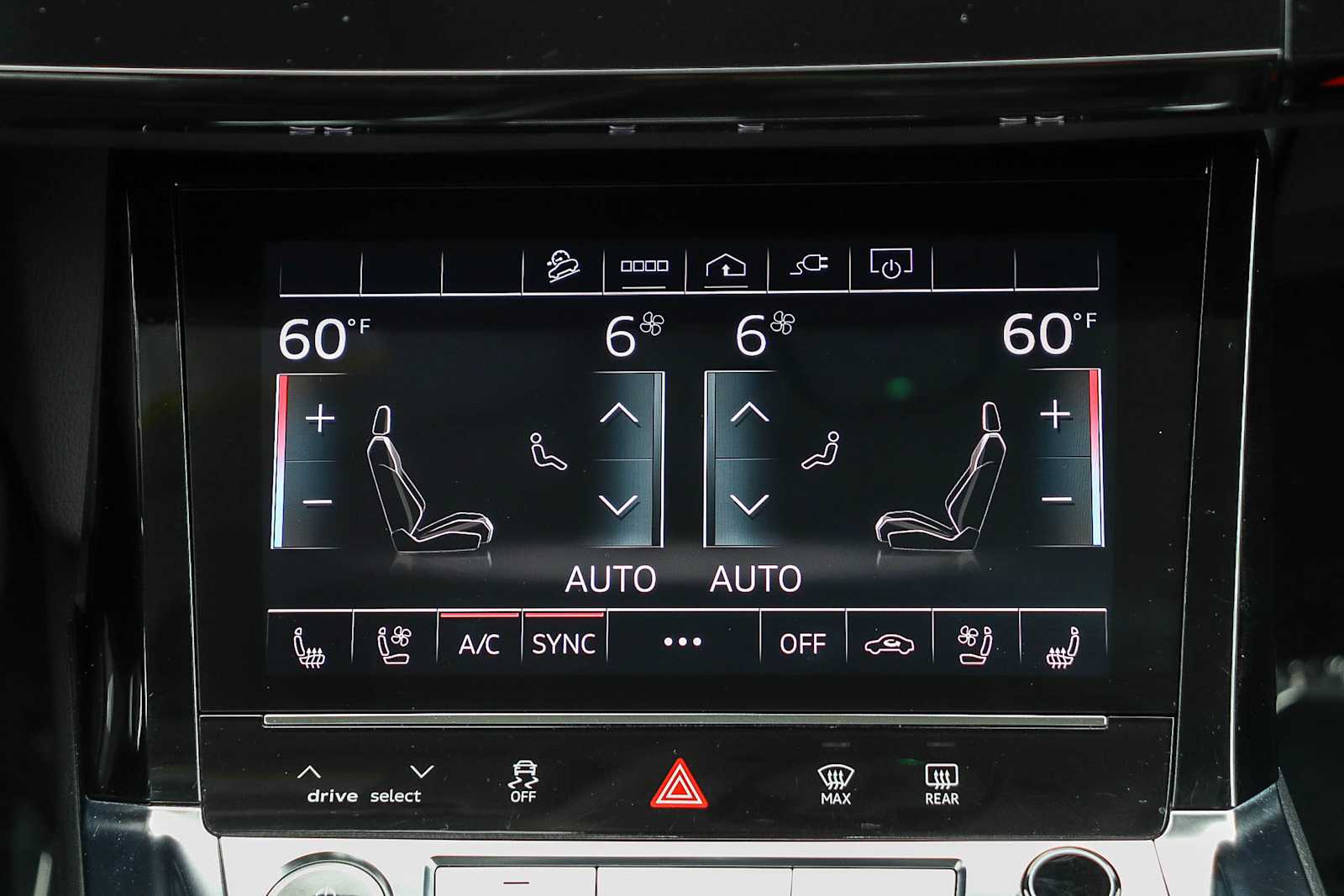 Thumbnail: 2024 Audi Q8 e-tron - 18