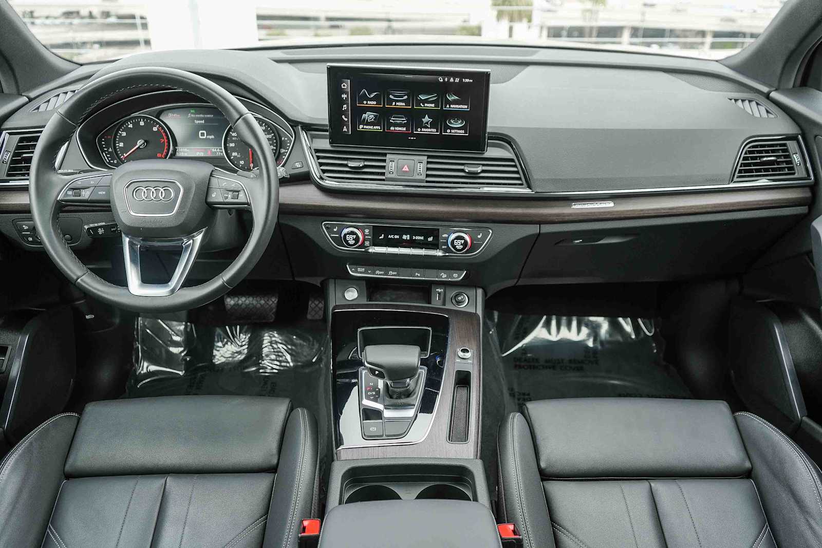 Thumbnail: 2023 Audi Q5 - 16