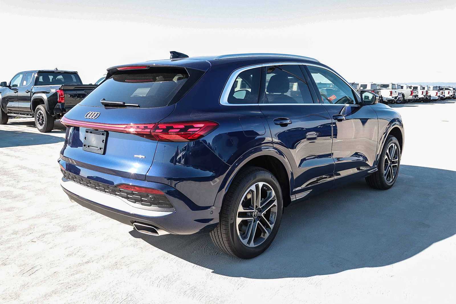 Thumbnail: 2025 Audi Q5 - 7