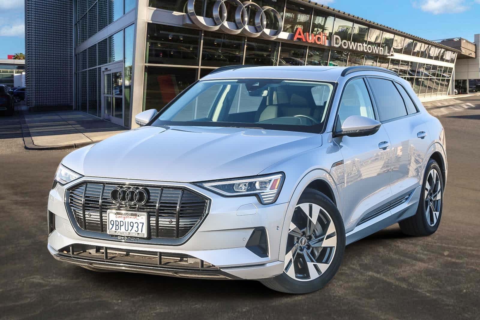 2022 Audi e-tron Premium -
                  Los Angeles, CA