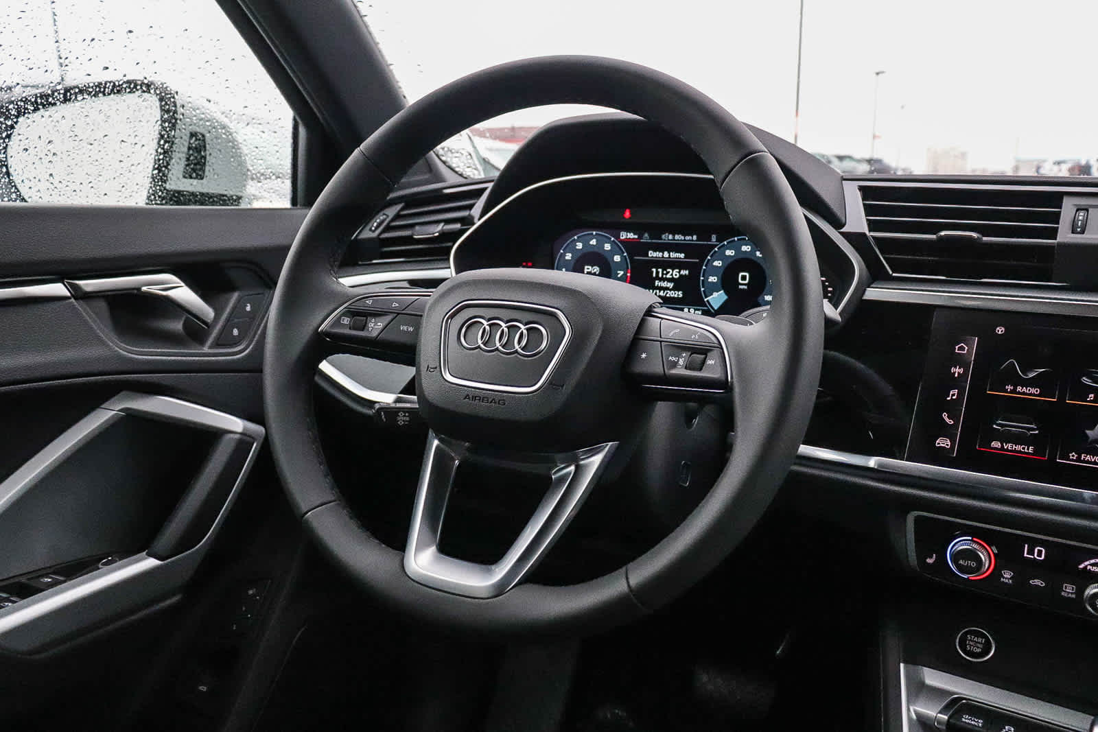 Thumbnail: 2025 Audi Q3 - 19