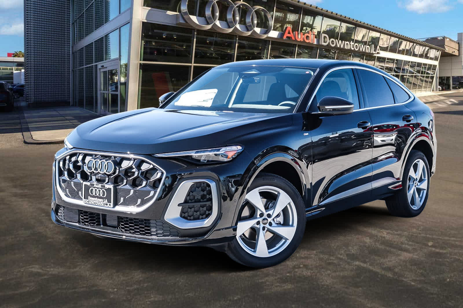 2025 Audi New Q5 Sportback Premium Plus's photo