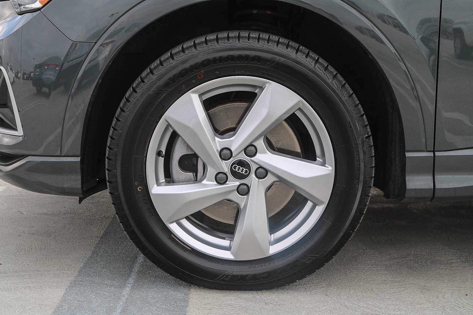 Thumbnail: 2022 Audi Q3 - 11