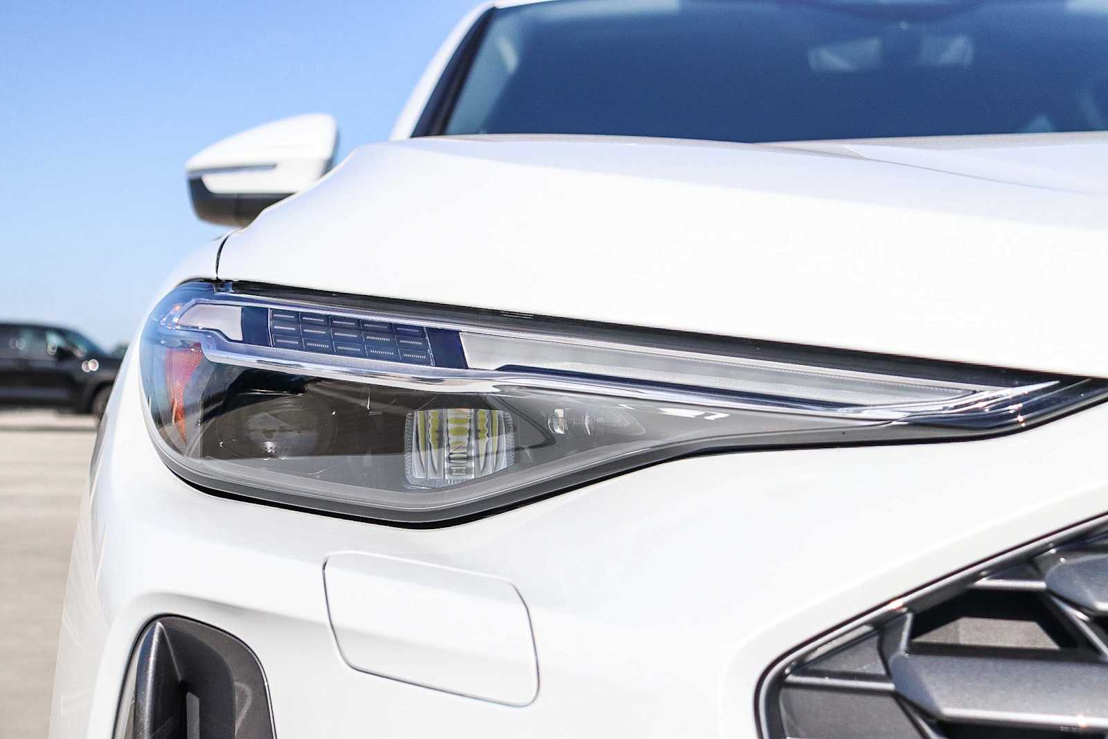 Thumbnail: 2025 Audi Q5 - 9