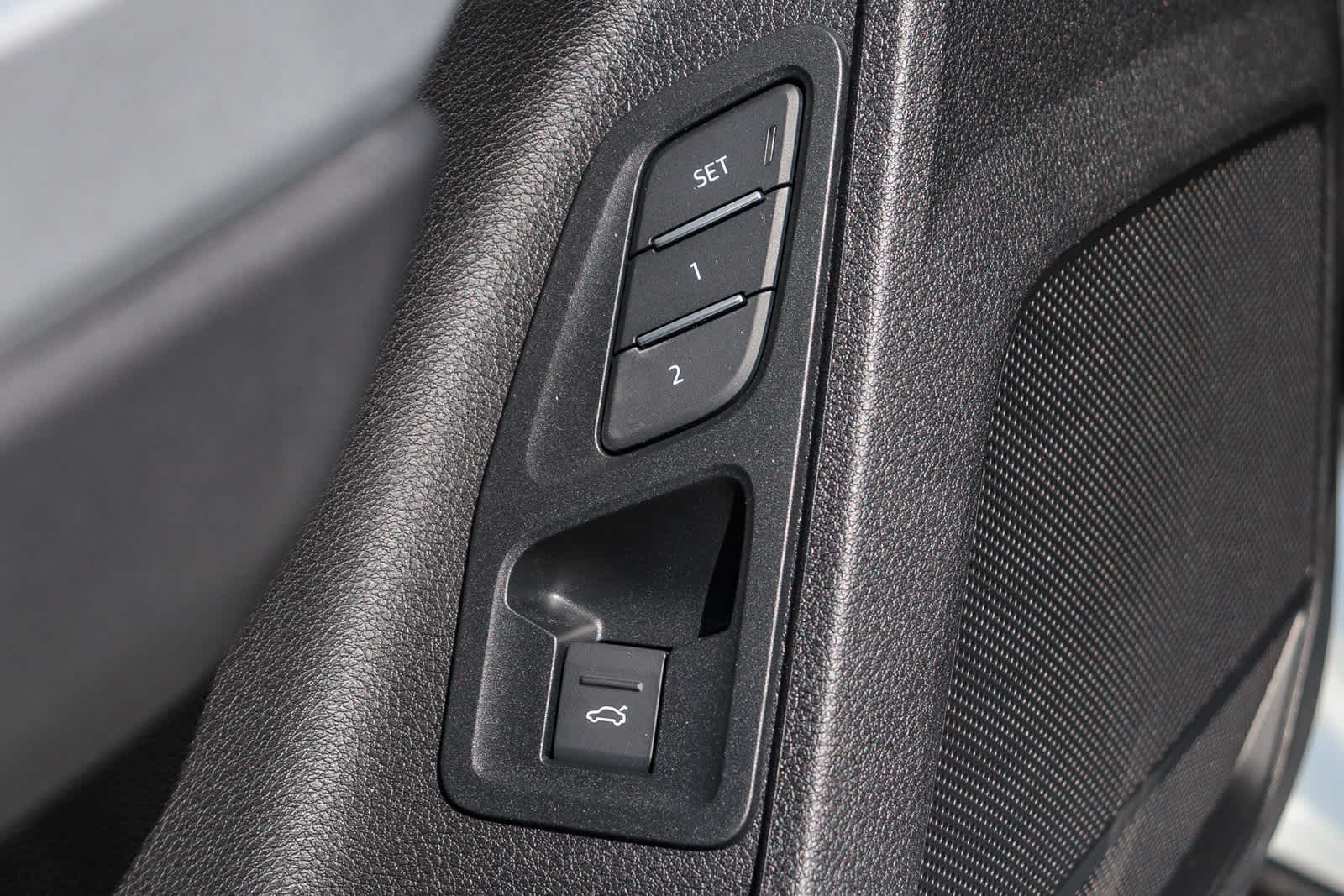 Thumbnail: 2025 Audi Q3 - 29