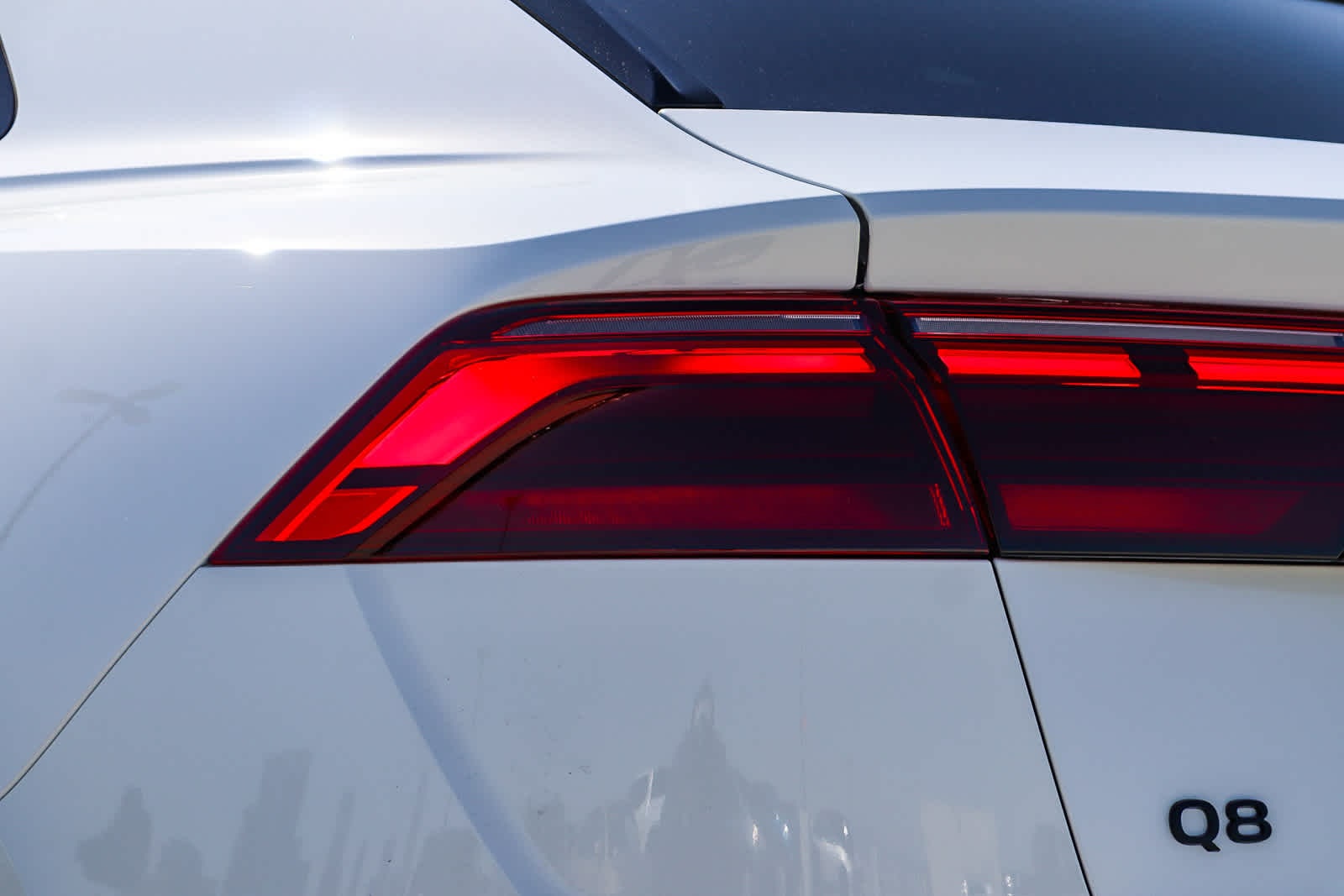 Thumbnail: 2026 Audi Q8 - 12