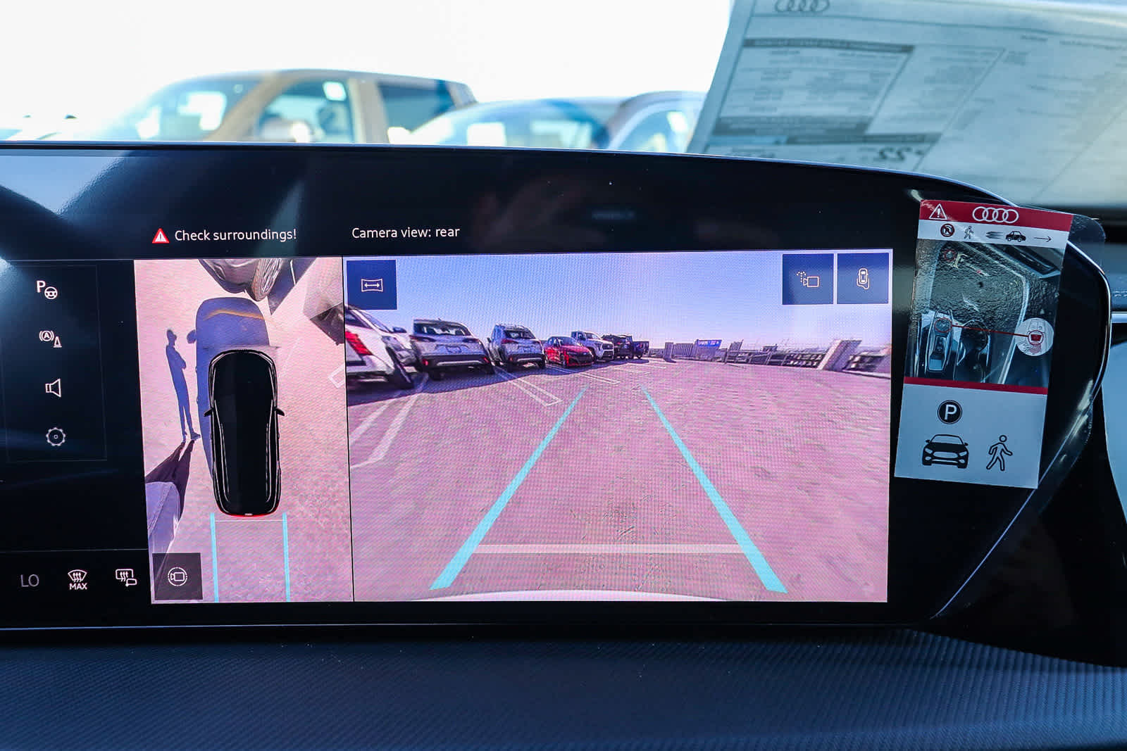 Thumbnail: 2025 Audi SQ5 - 32