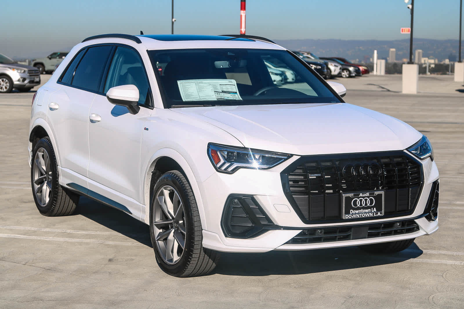 Thumbnail: 2025 Audi Q3 - 3