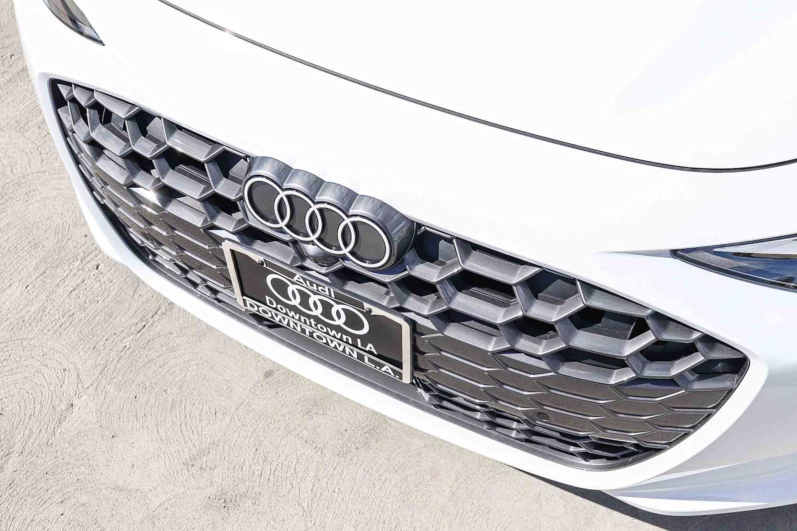 Thumbnail: 2026 Audi A6 - 8