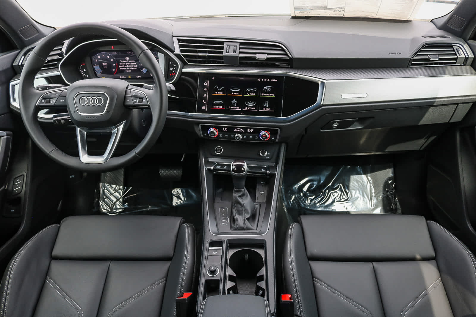 Thumbnail: 2025 Audi Q3 - 17