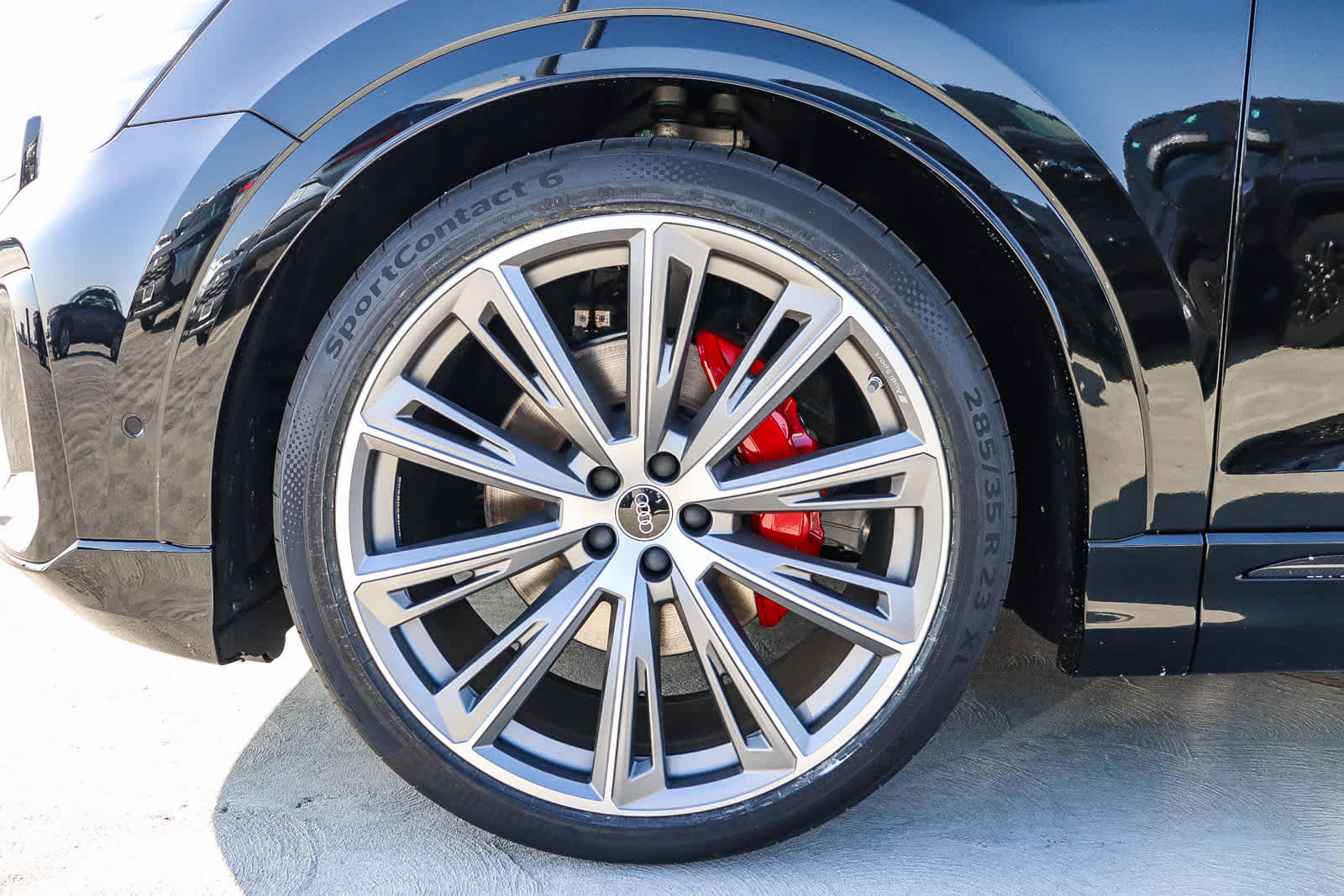 Thumbnail: 2026 Audi Q8 - 14