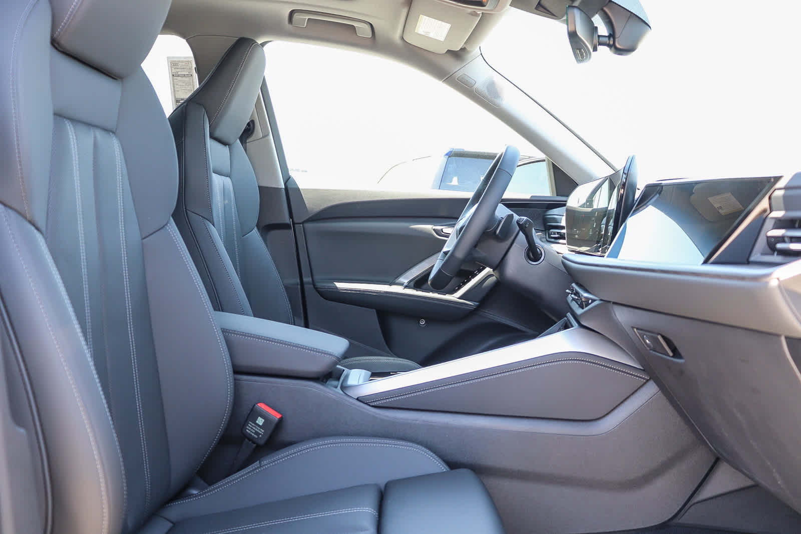 Thumbnail: 2025 Audi Q5 - 17