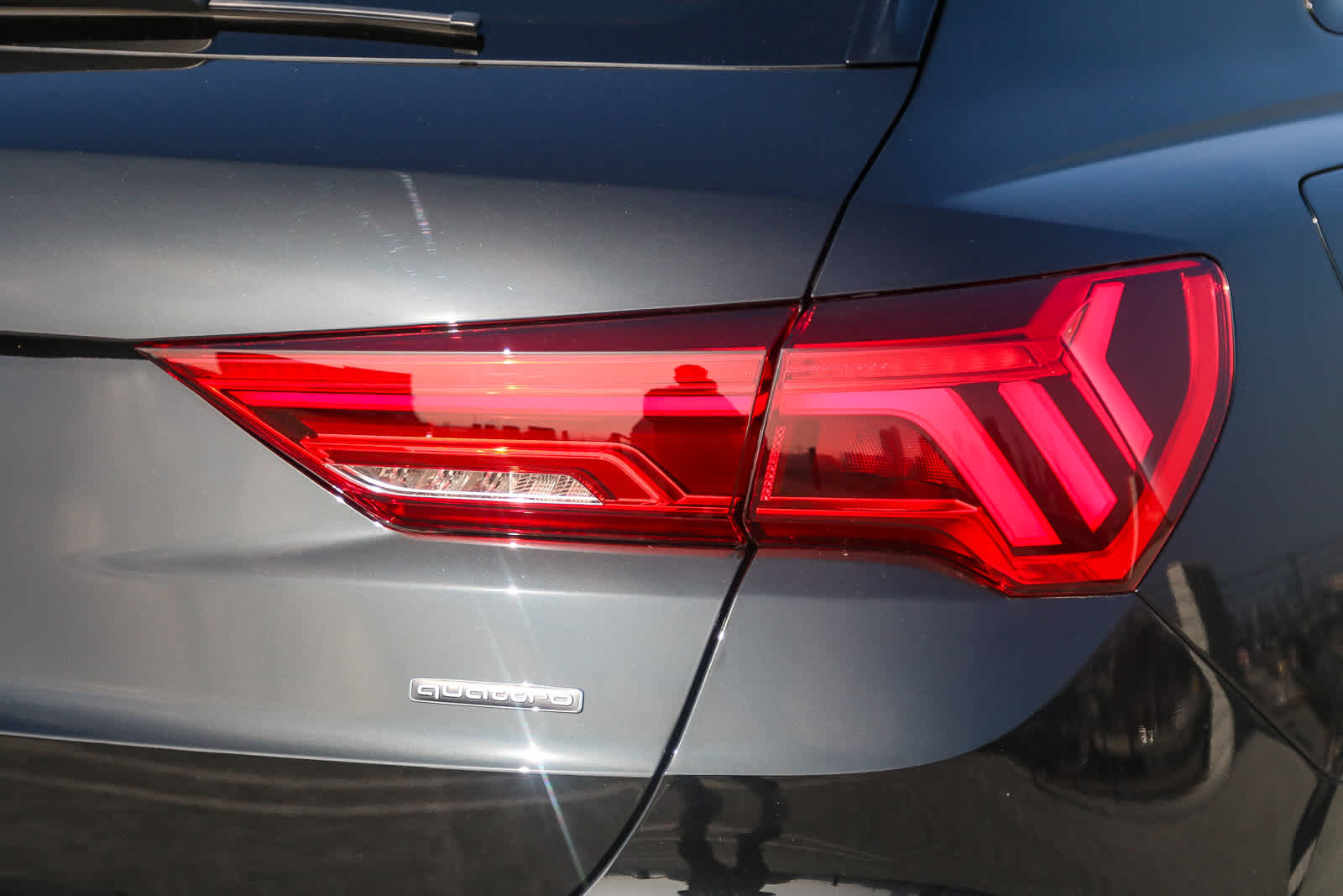 Thumbnail: 2025 Audi Q3 - 12