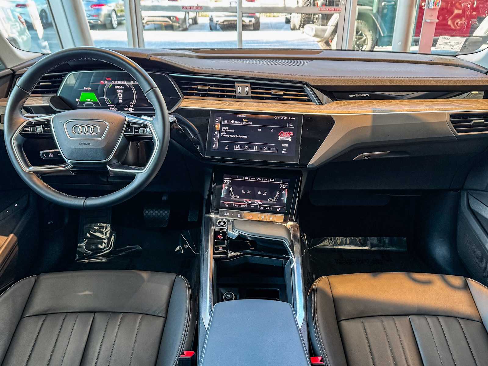 Thumbnail: 2024 Audi Q8 e-tron - 11