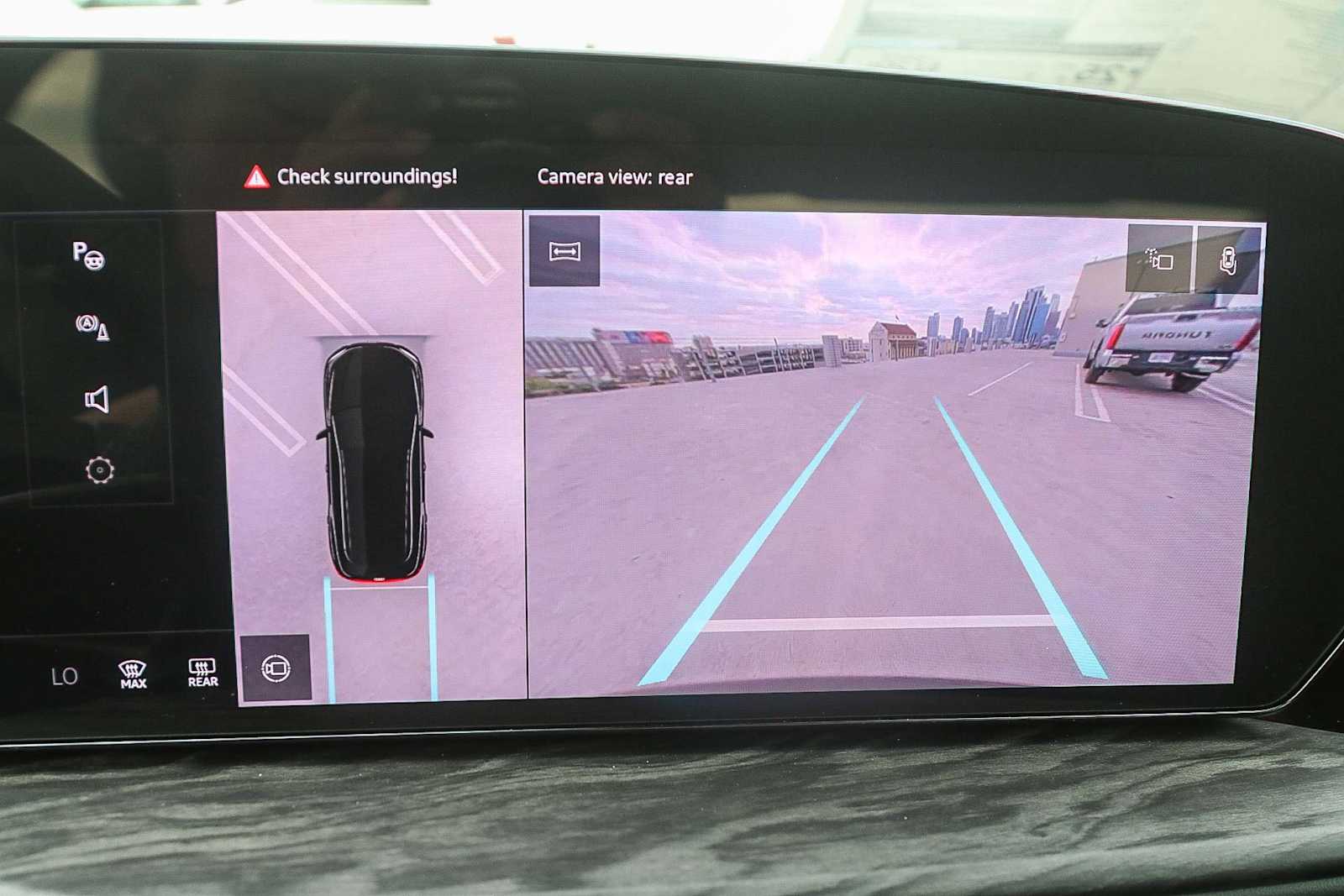 Thumbnail: 2025 Audi Q5 - 25