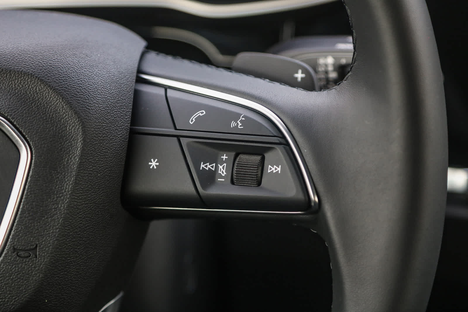 Thumbnail: 2025 Audi Q3 - 22