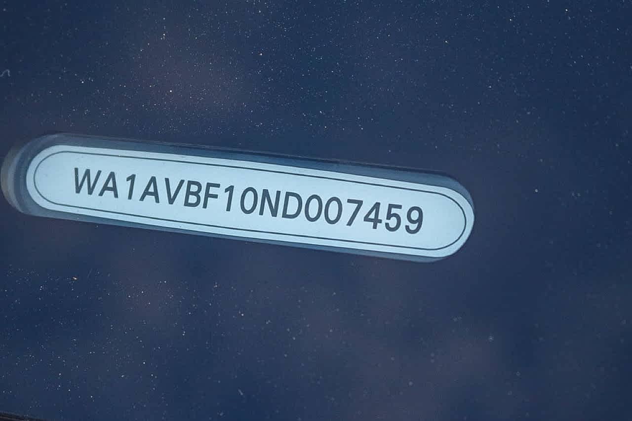 Thumbnail: 2022 Audi Q8 - 44