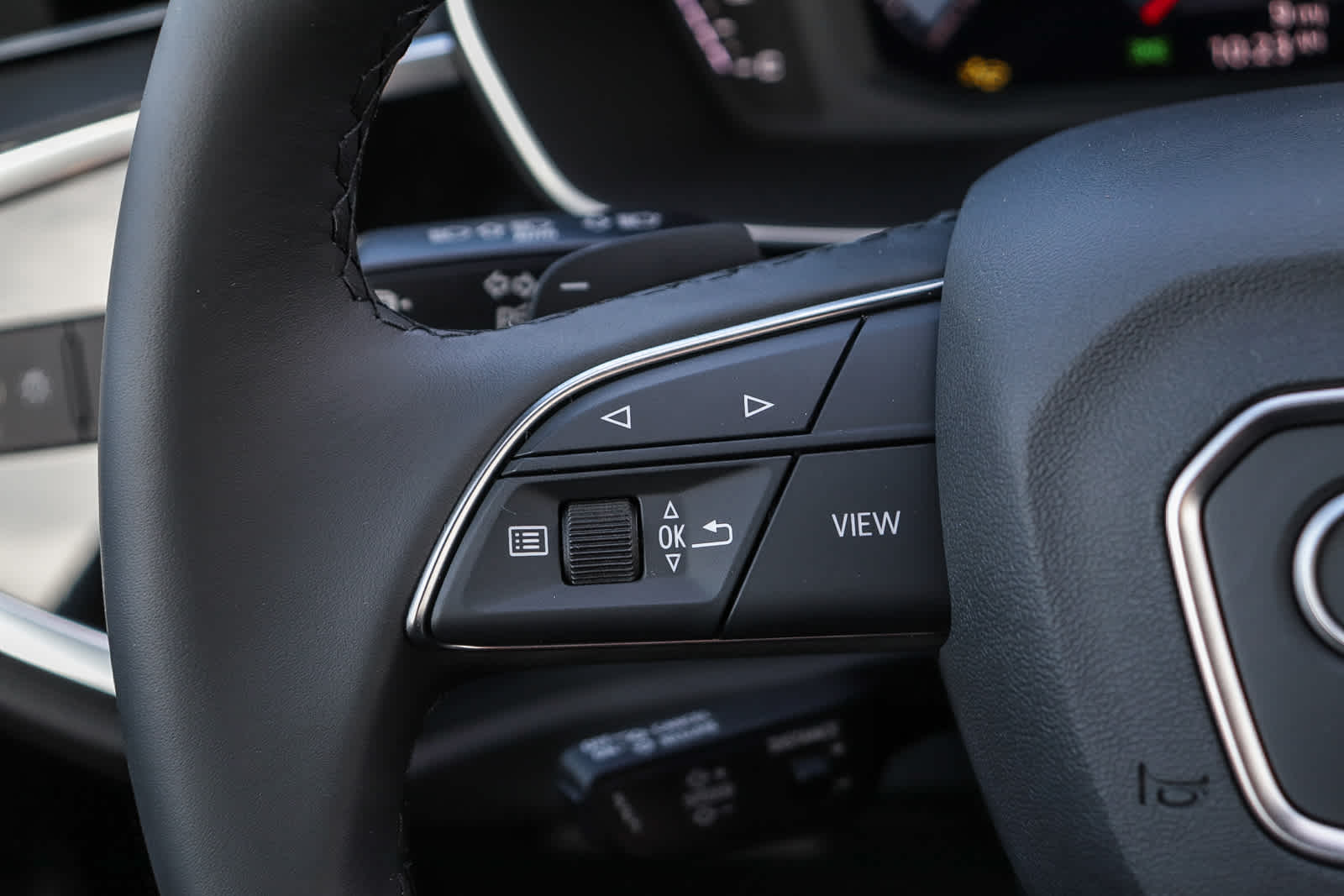 Thumbnail: 2025 Audi Q3 - 19