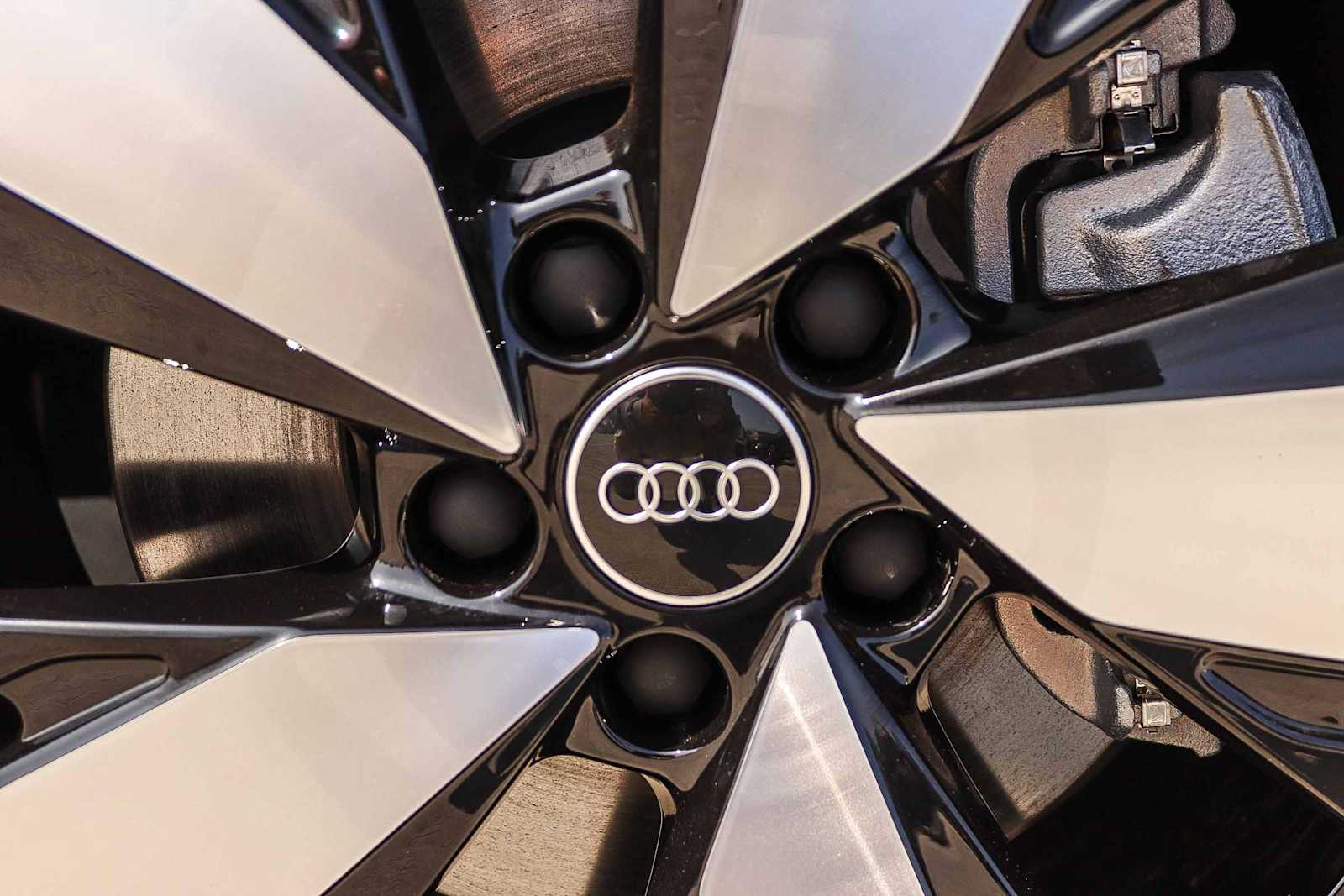 Thumbnail: 2026 Audi A5 - 15