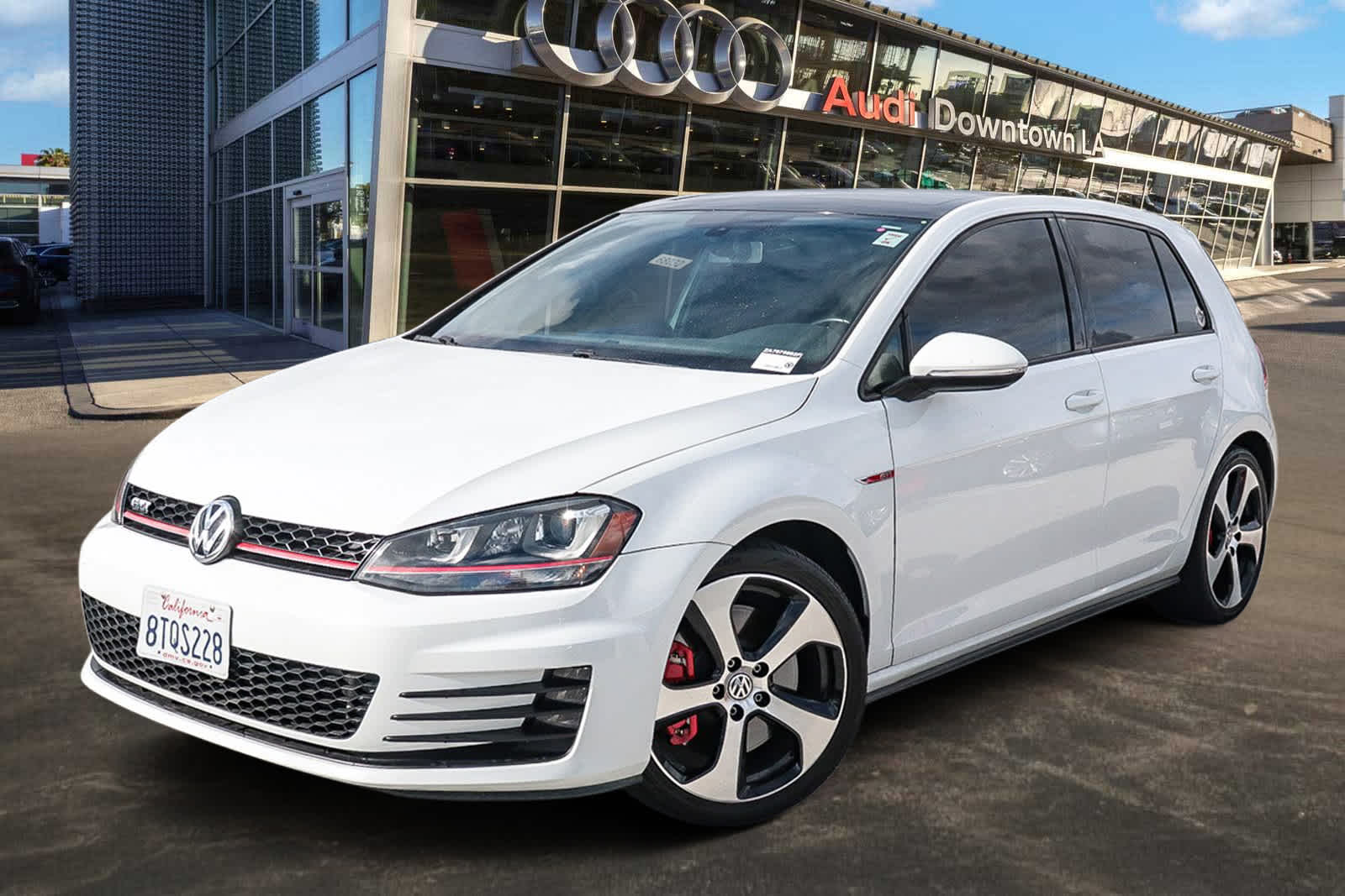 2017 Volkswagen Golf GTI SE -
                  Los Angeles, CA
