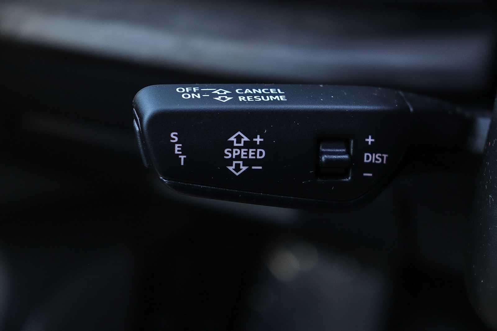 Thumbnail: 2023 Audi Q7 - 28