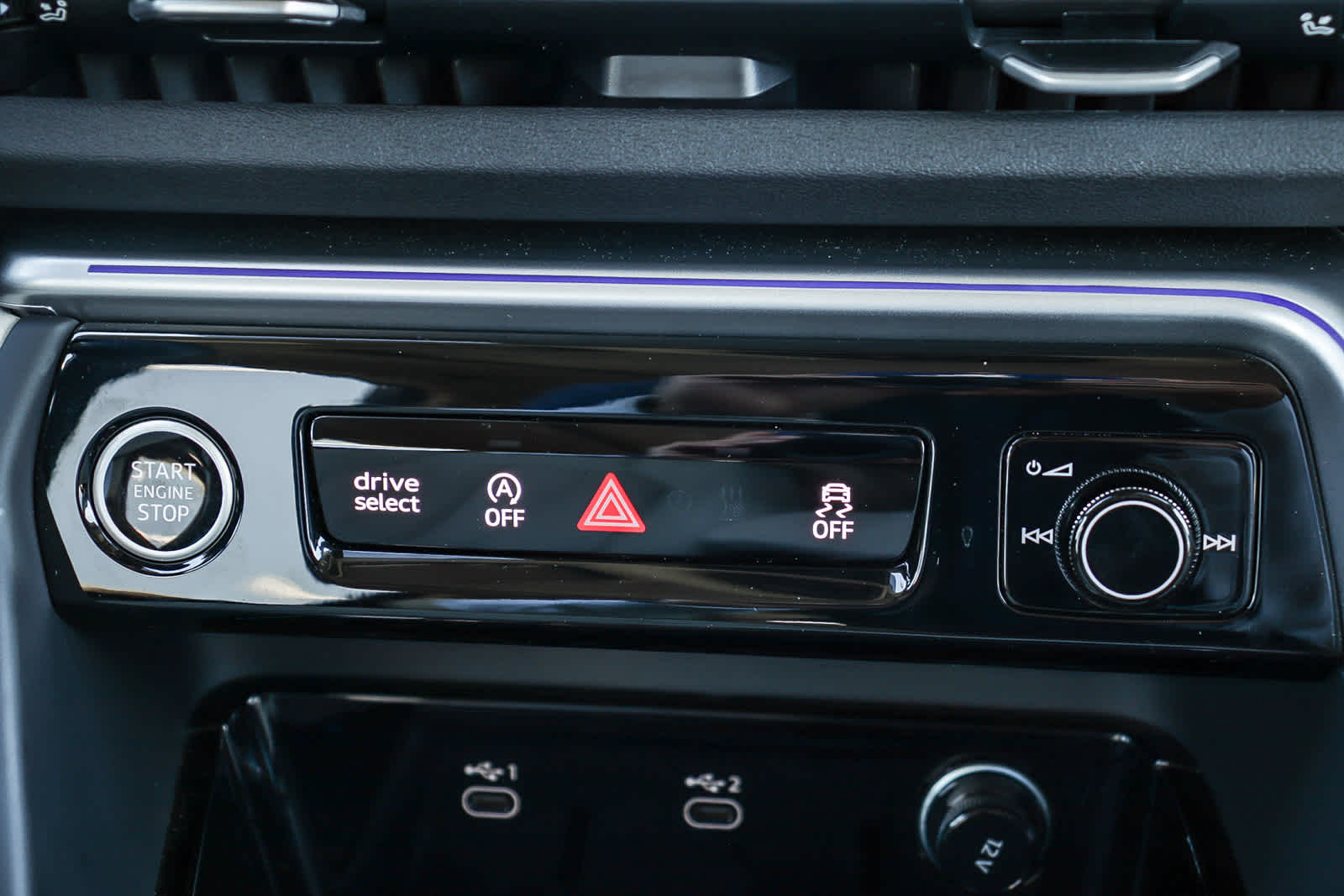 Thumbnail: 2025 Audi Q5 - 18