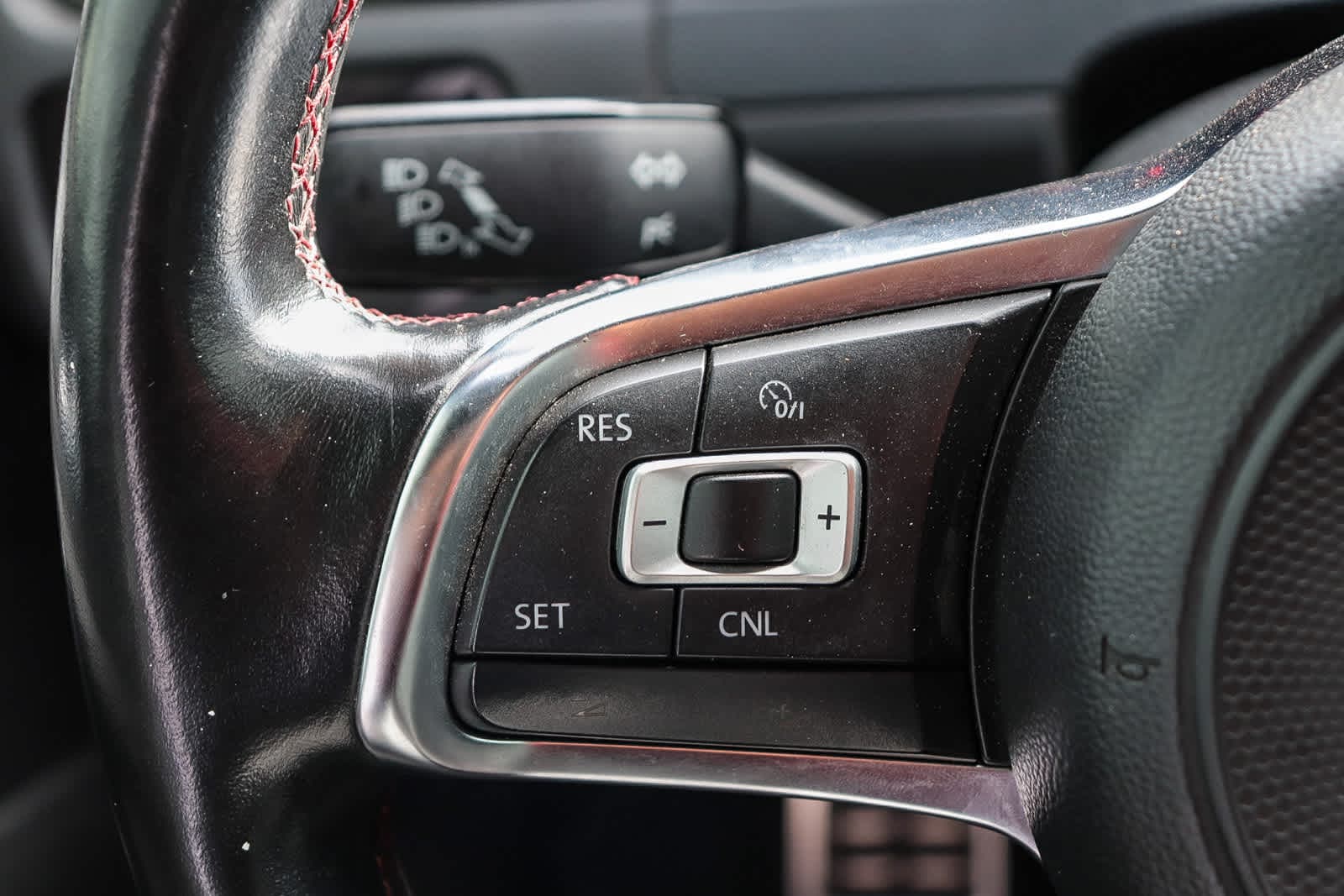 Thumbnail: 2017 Volkswagen Golf - 20