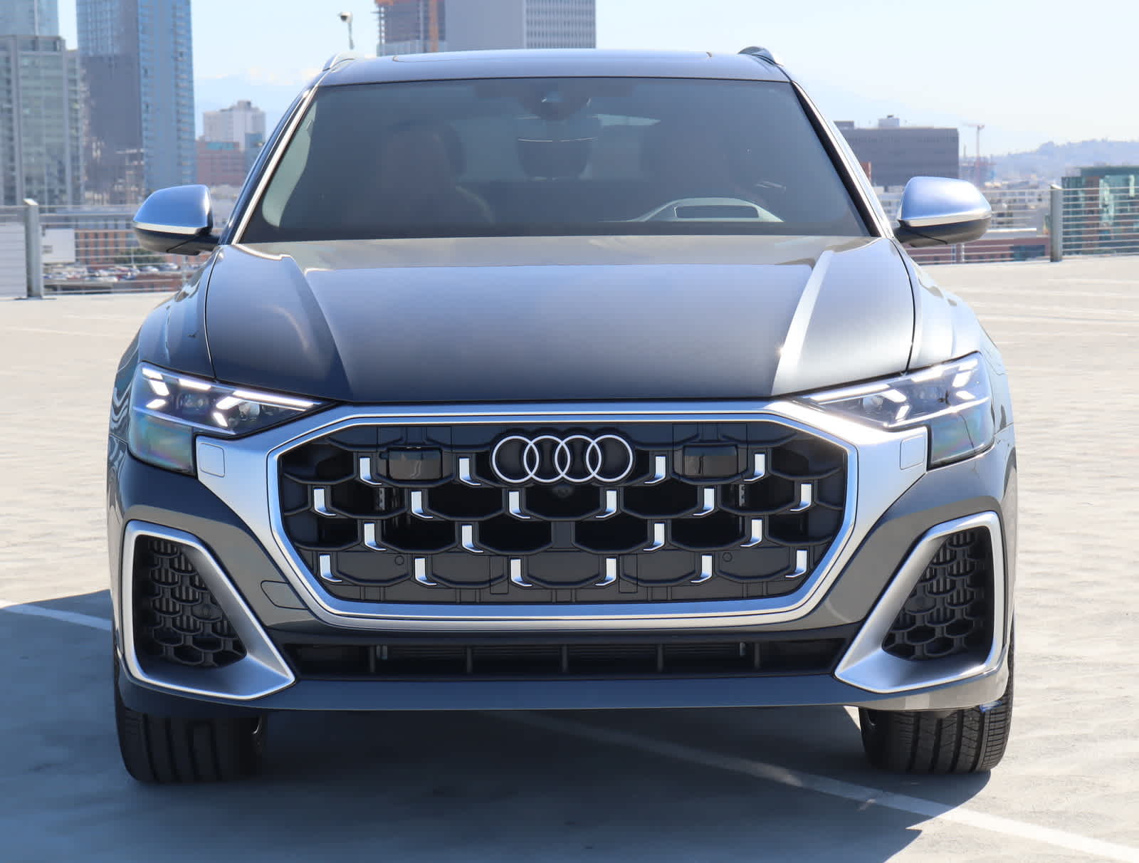 Thumbnail: 2024 Audi SQ8 - 2