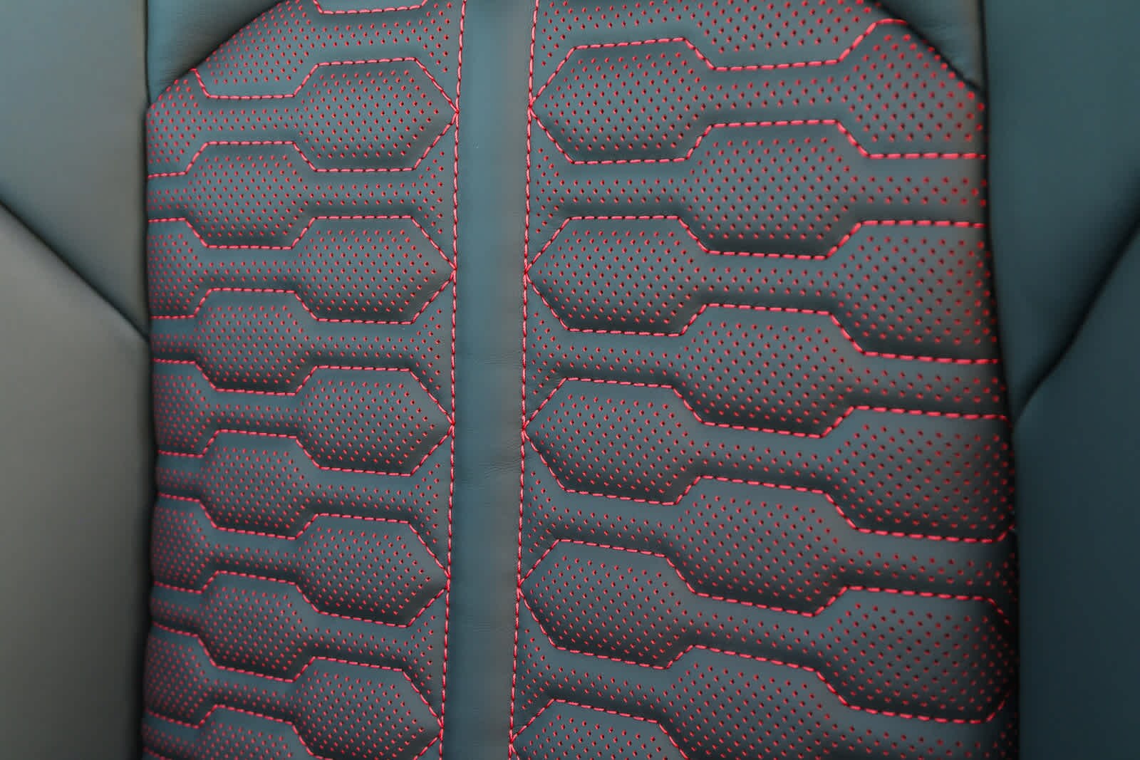 Thumbnail: 2026 Audi RS 7 - 41