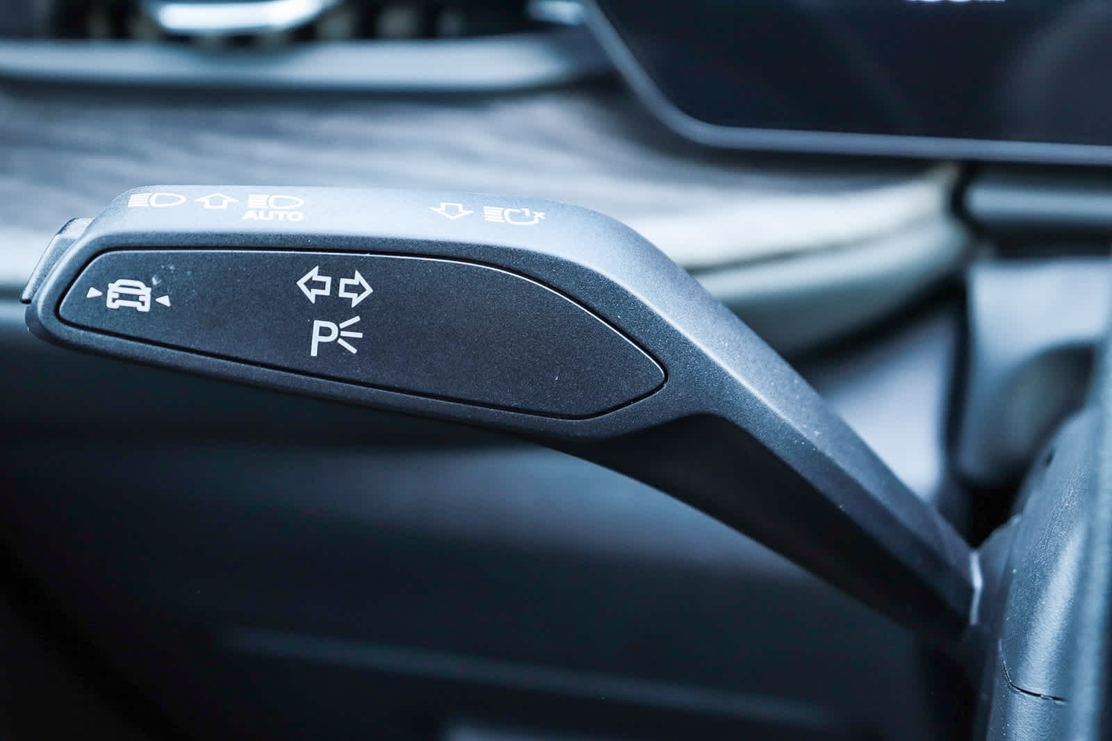 Thumbnail: 2025 Audi Q5 - 30